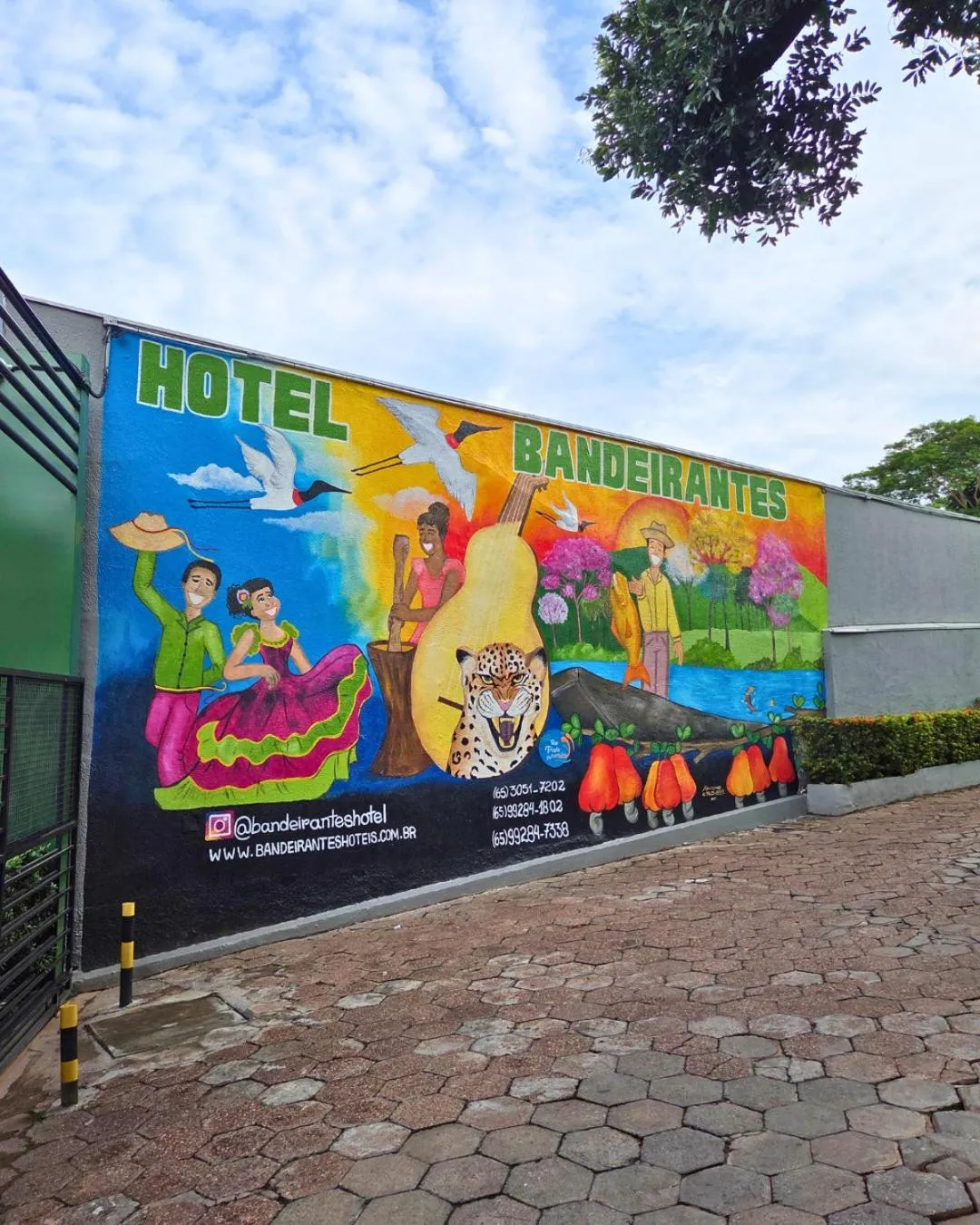 Facade/entrance in Bandeirantes Hotel