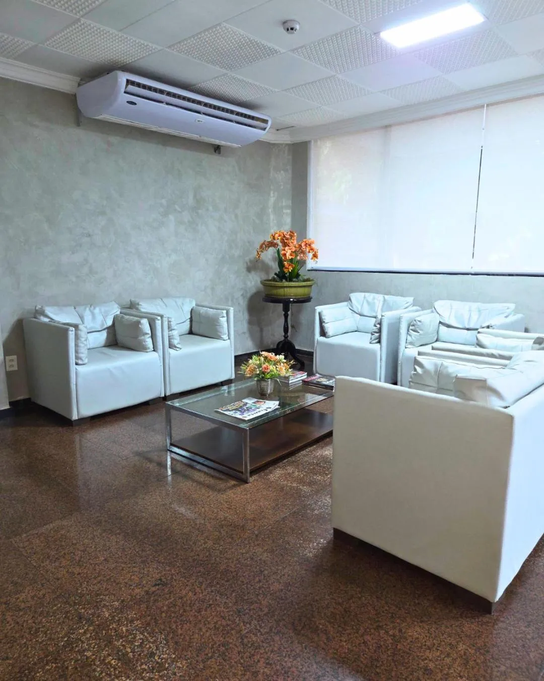 Lobby or reception in Bandeirantes Hotel