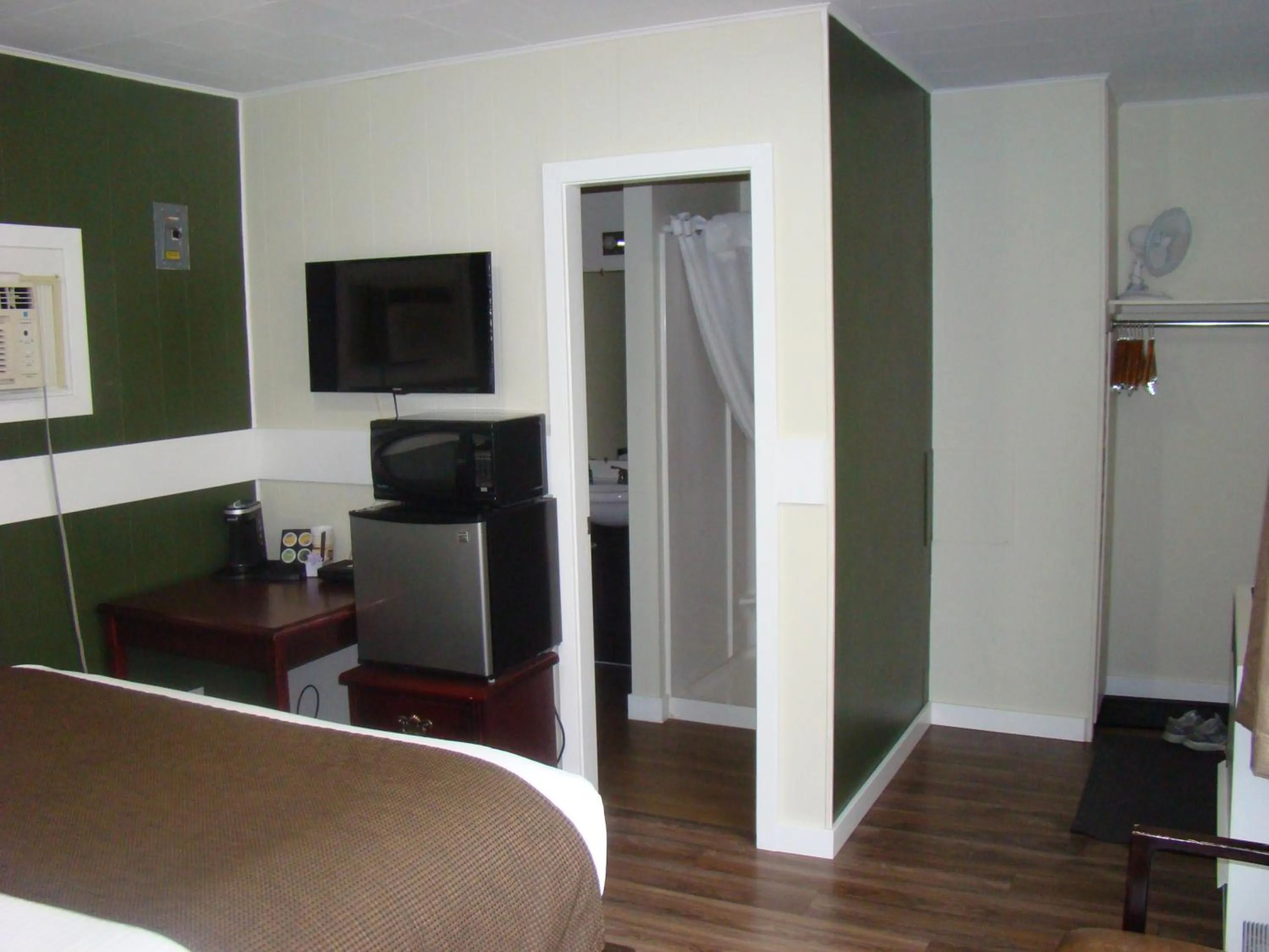 Bedroom in Paddock Inn