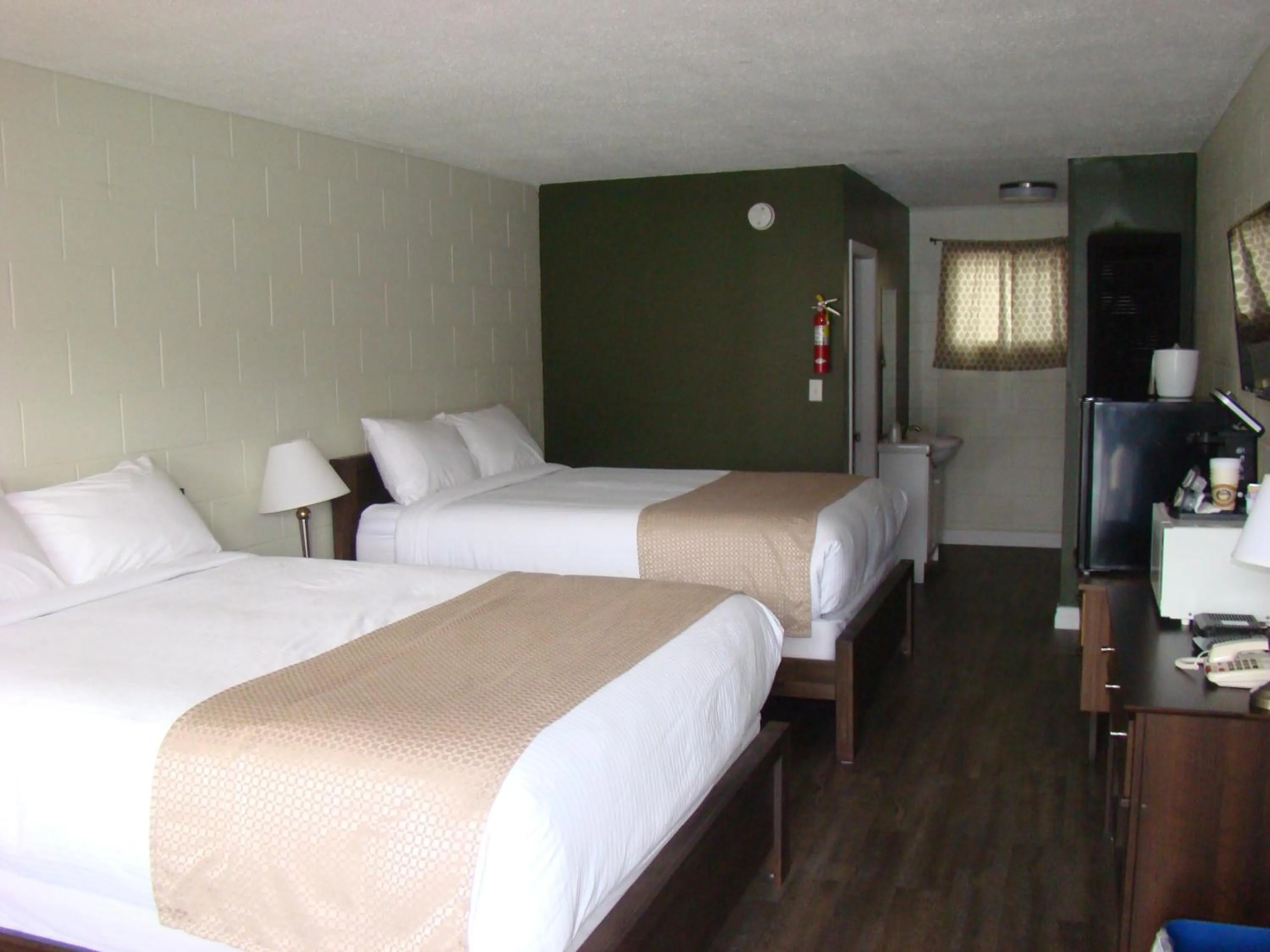 Bedroom in Paddock Inn