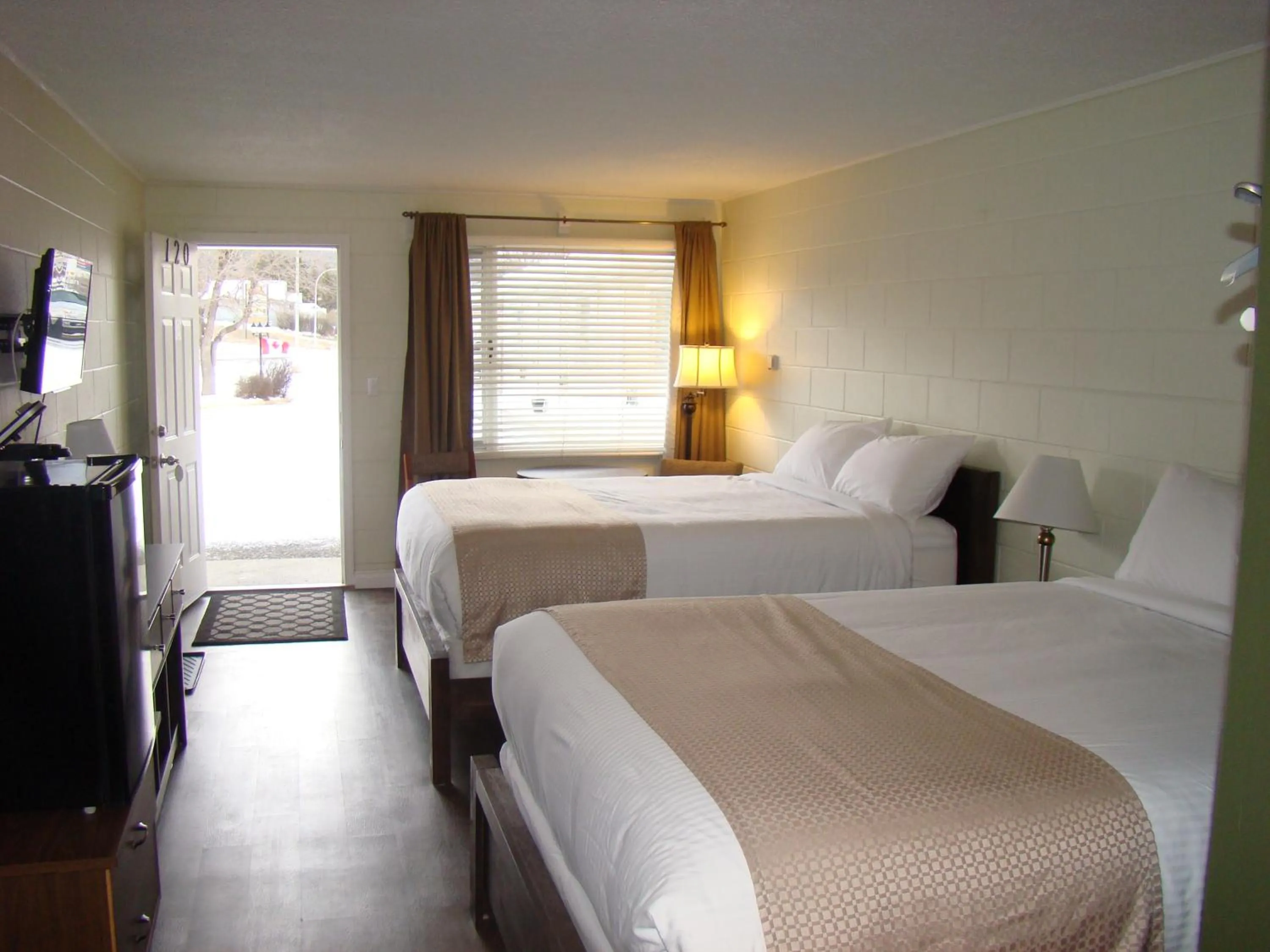Bedroom in Paddock Inn