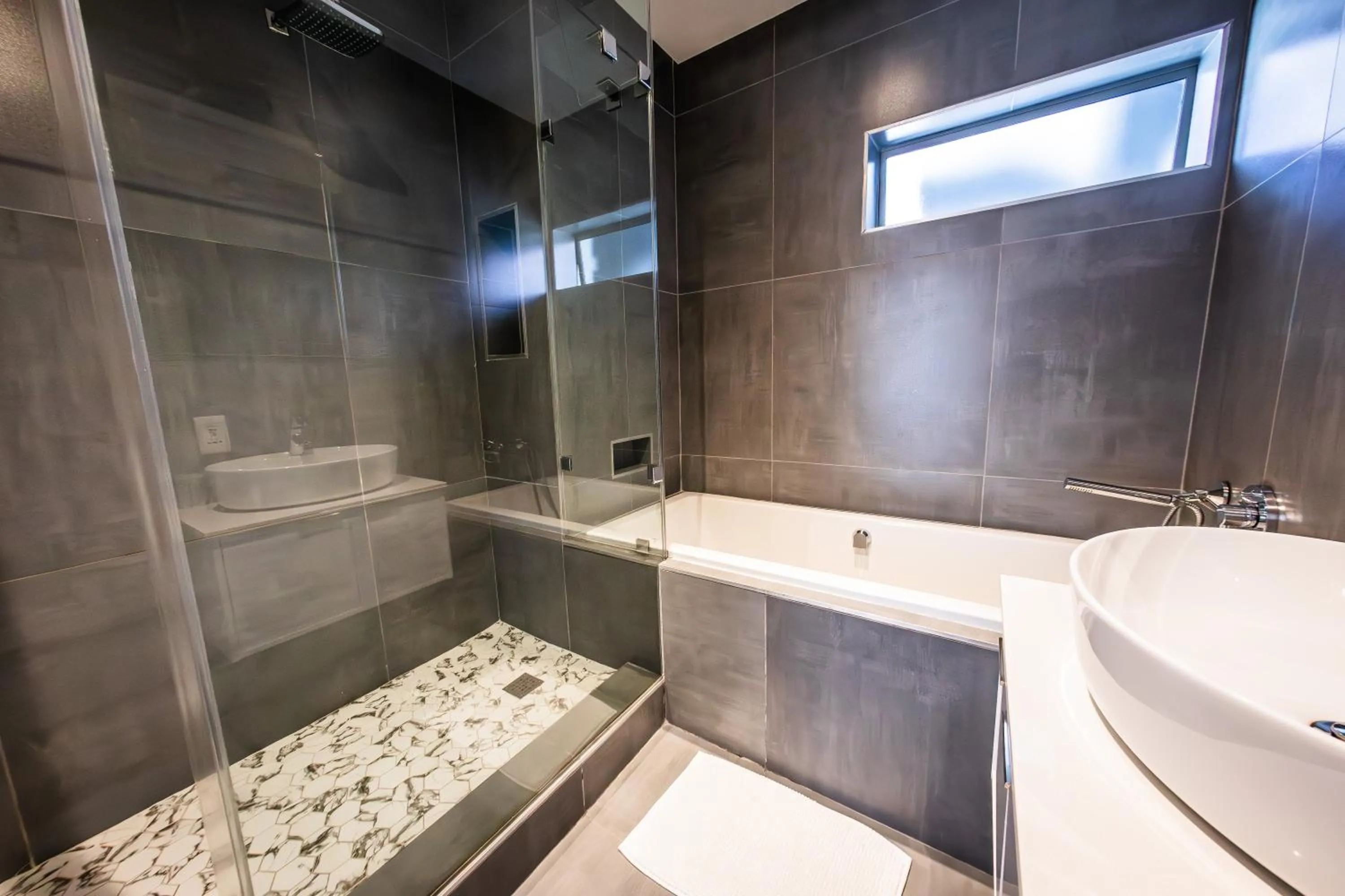 Atlantic Affair Boutique Hotel