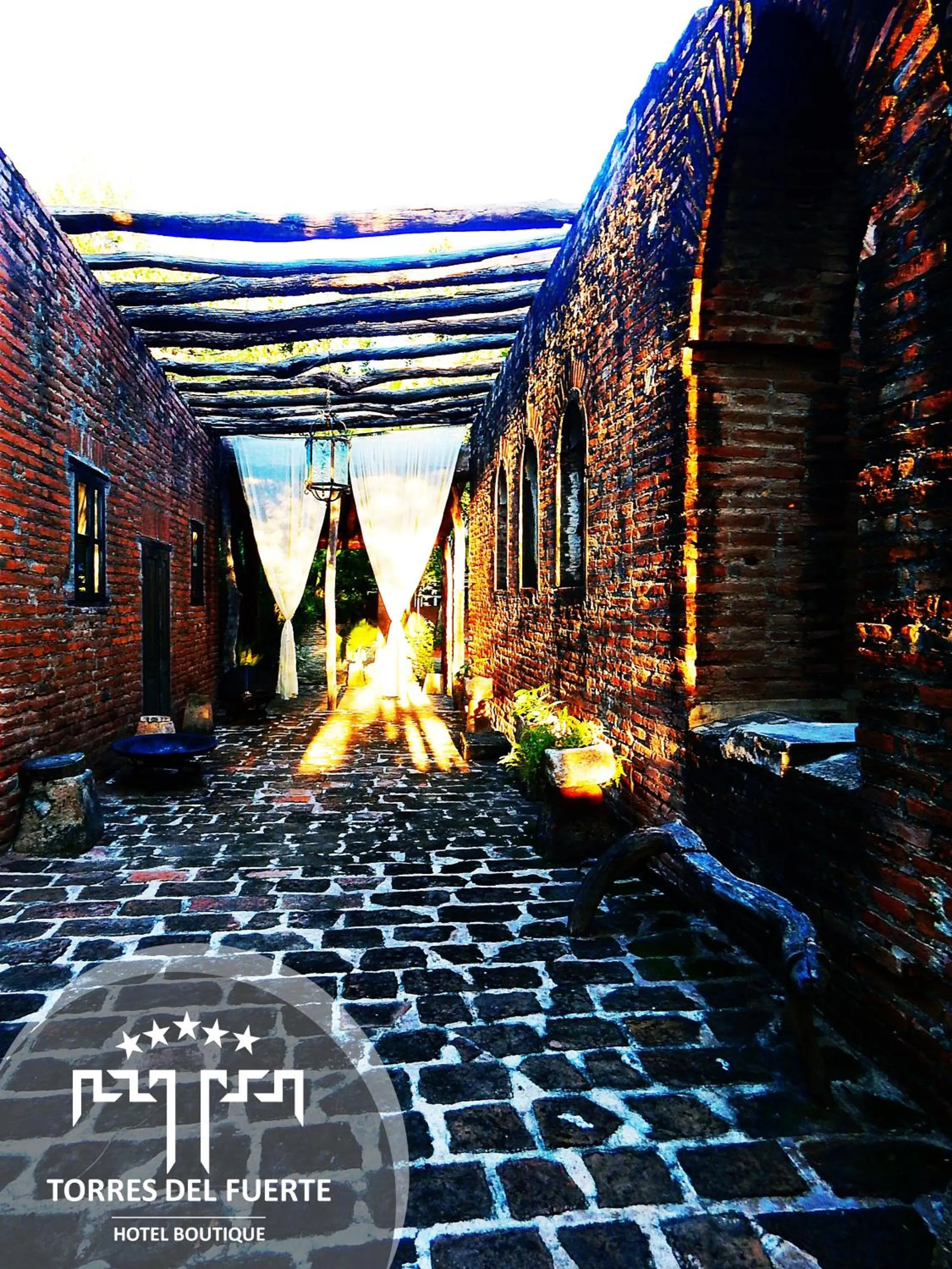 Property building in Hotel Torres Del Fuerte