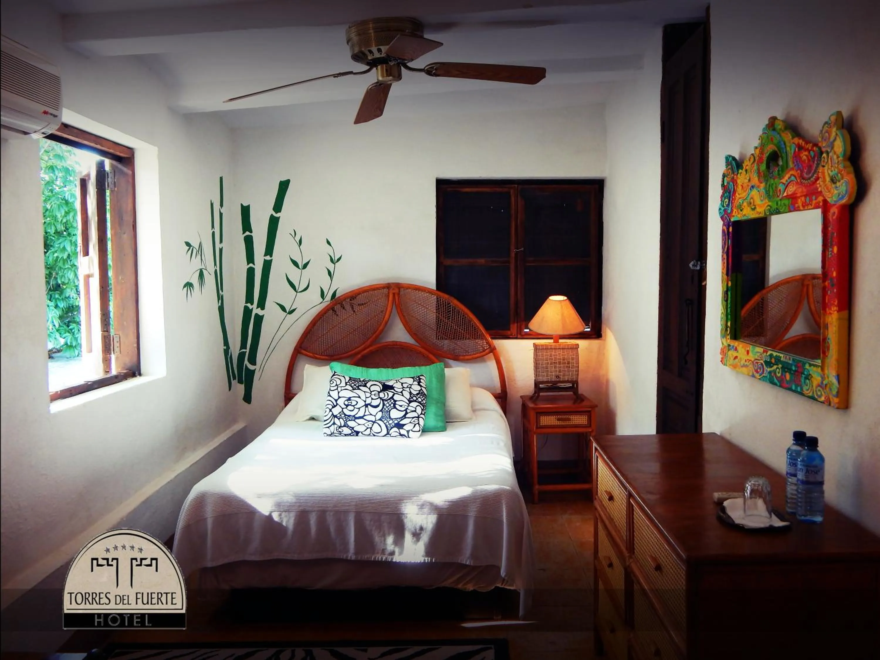 Photo of the whole room, Bed in Hotel Torres Del Fuerte