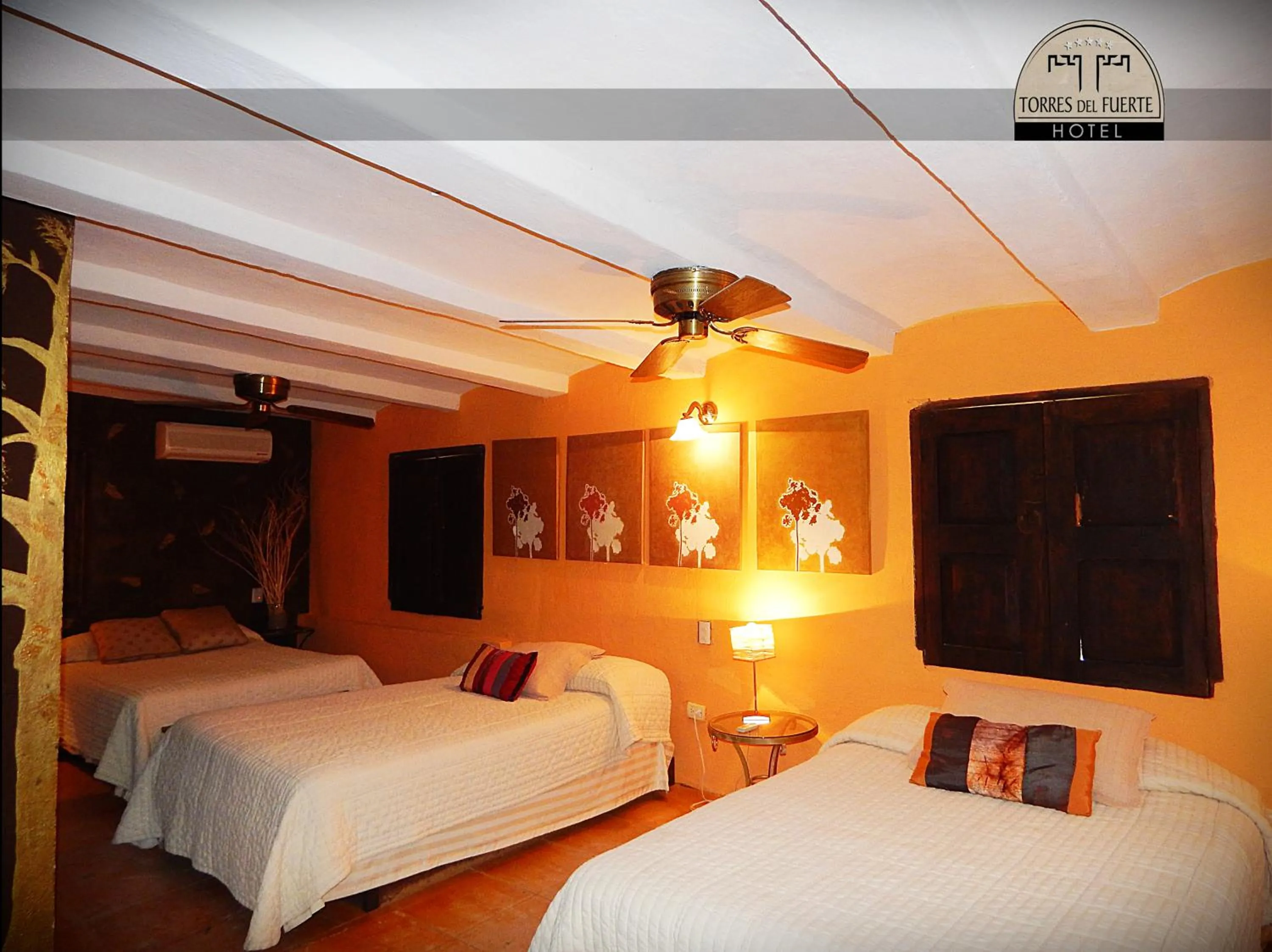 Photo of the whole room, Bed in Hotel Torres Del Fuerte