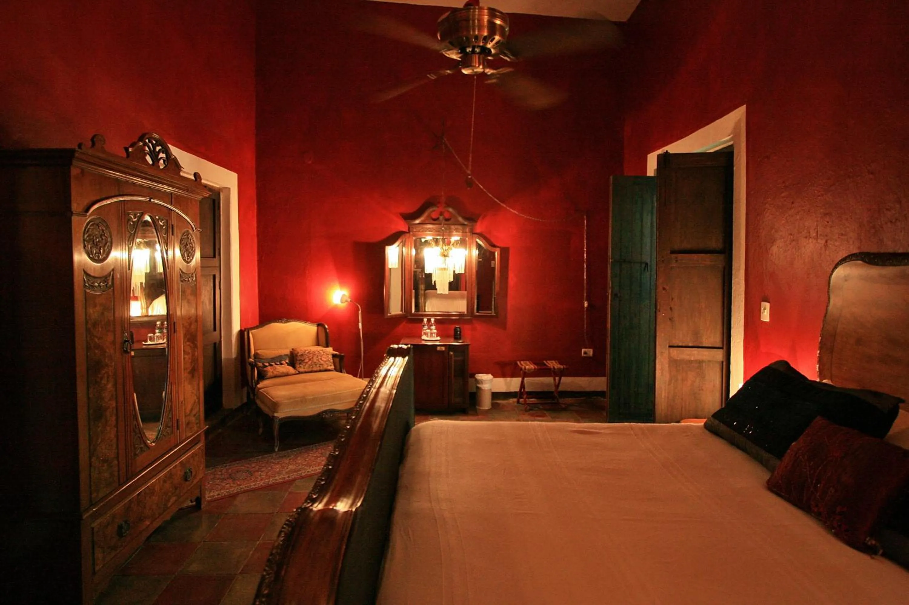 Photo of the whole room, Bed in Hotel Torres Del Fuerte