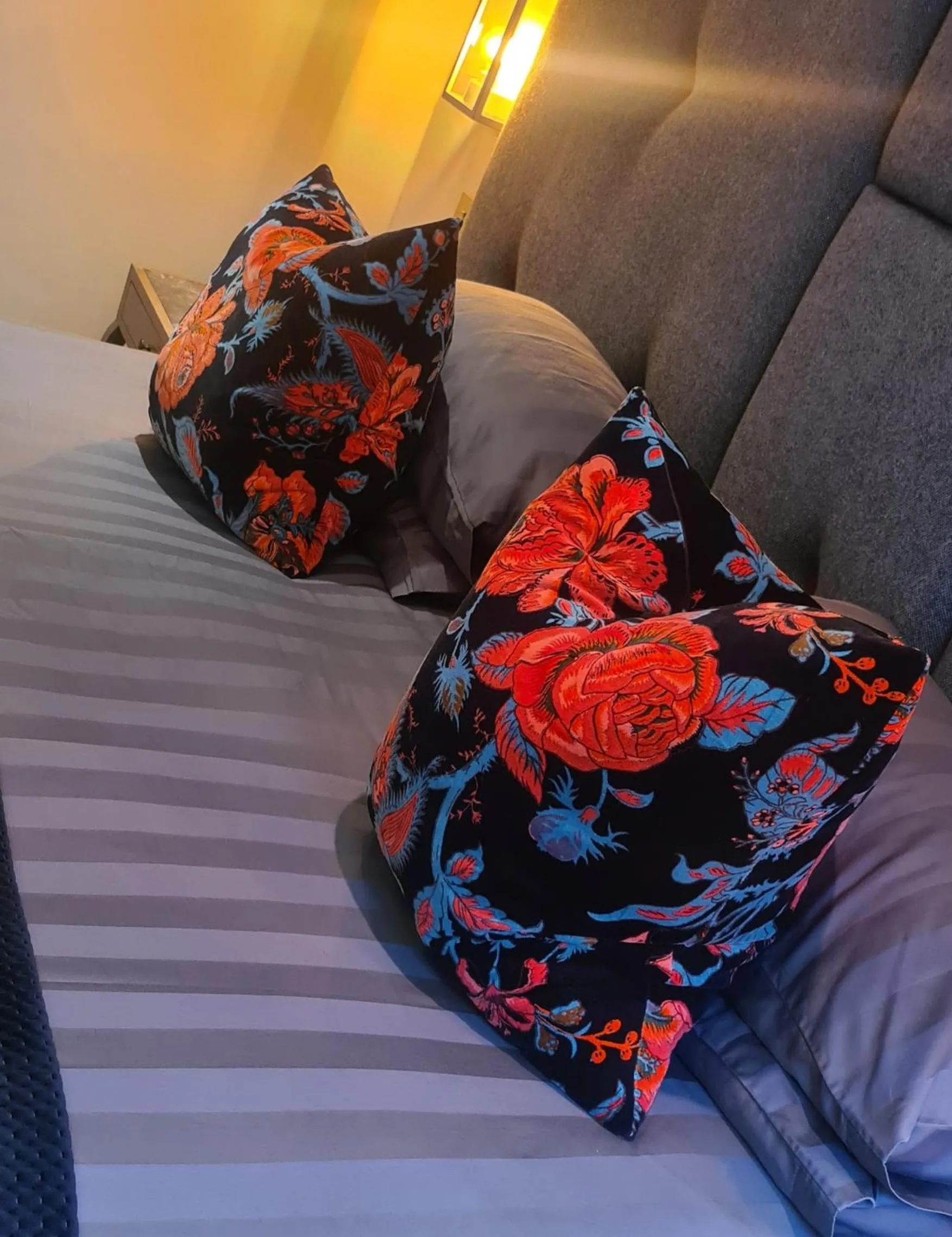 Bedroom, Bed in Boat House Super Suites