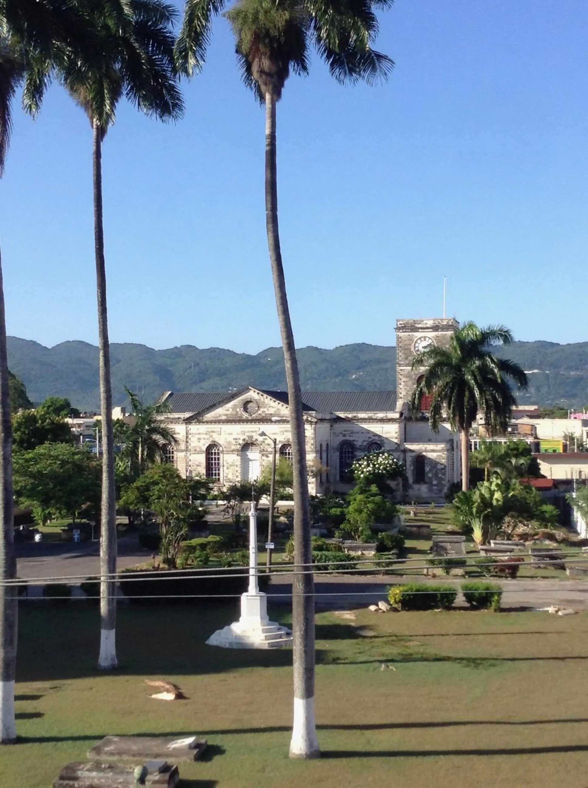 Nearby landmark in Mobay Kotch