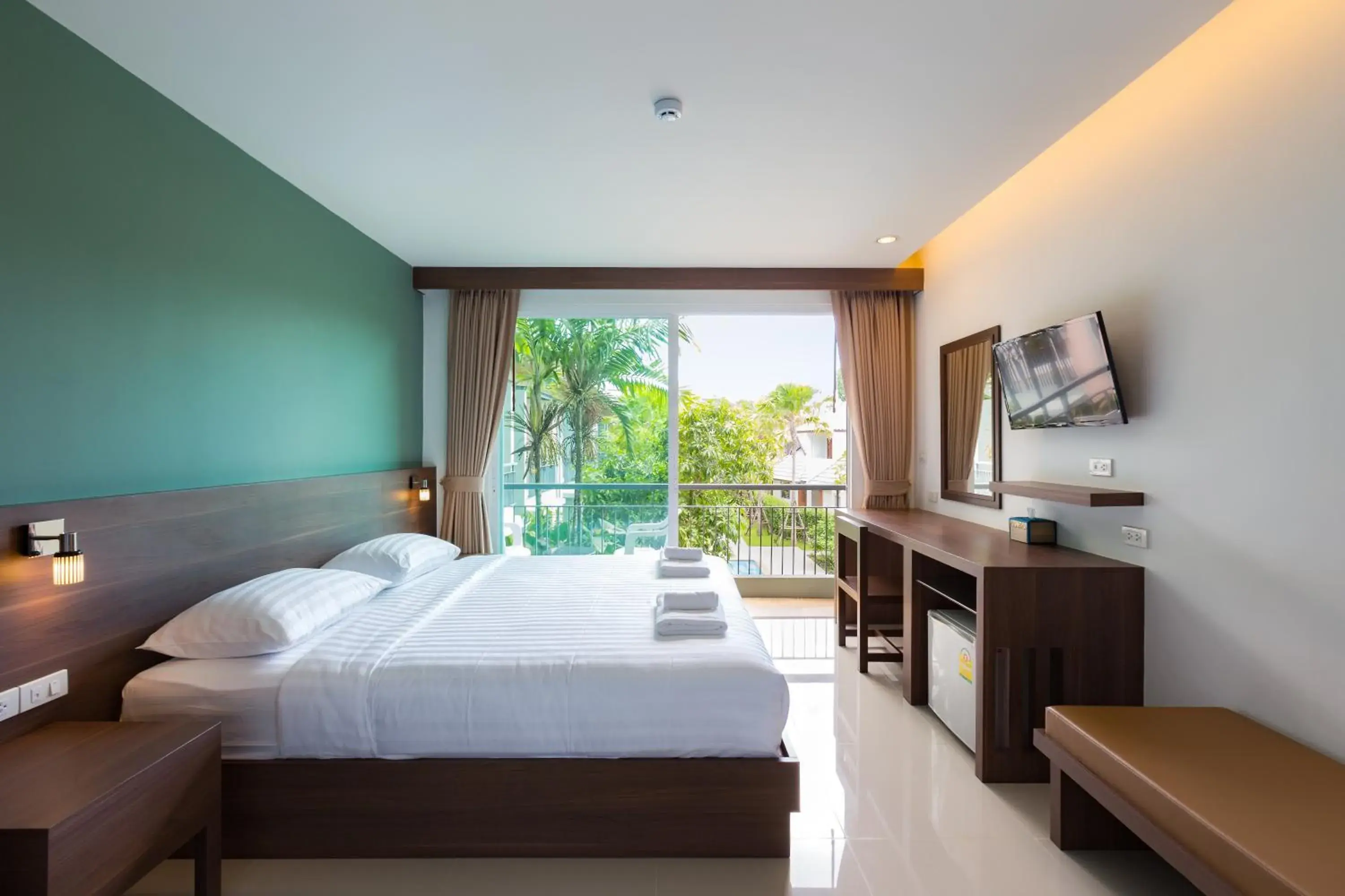 Deluxe Double or Twin Room with Pool View in Parida Resort Deluxe Double or Twin Room with Pool View in Parida Resort