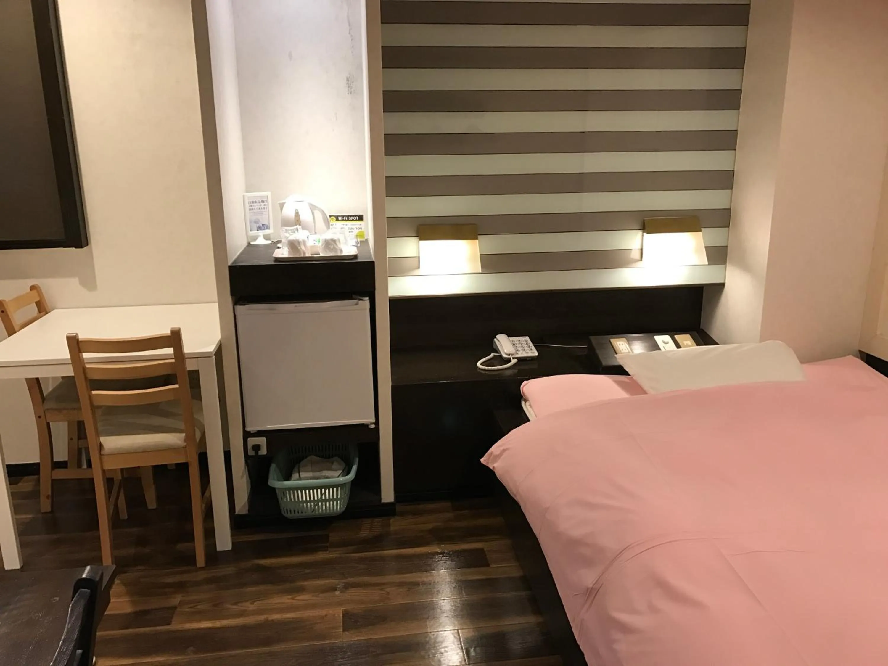 Bed in ビジネスインホテルプラザ21大阪京橋