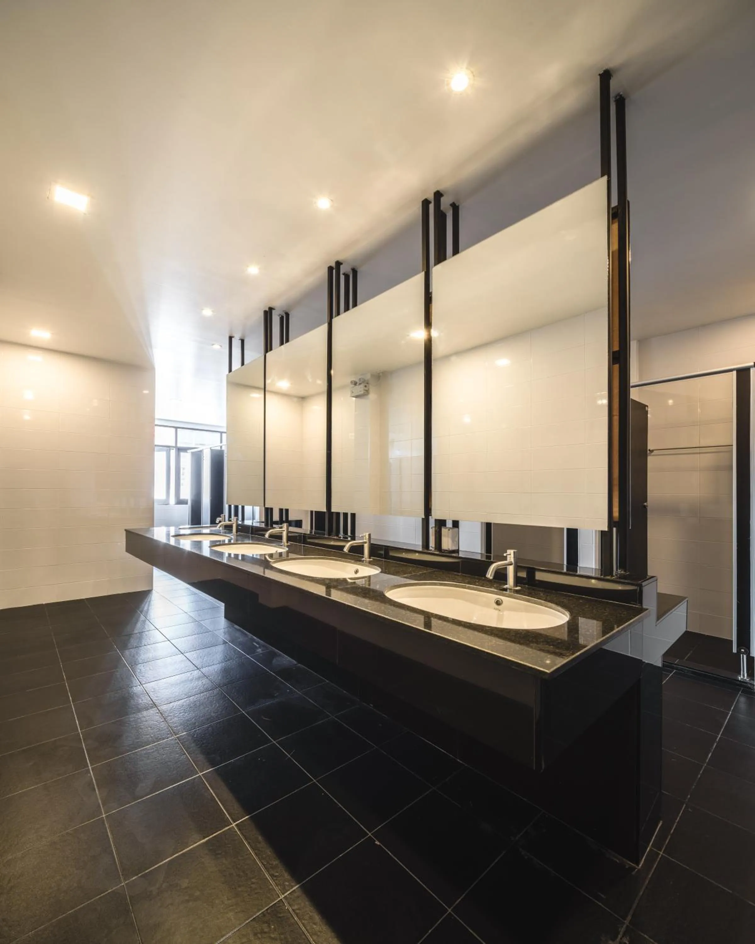 Bathroom in The Common Hostel