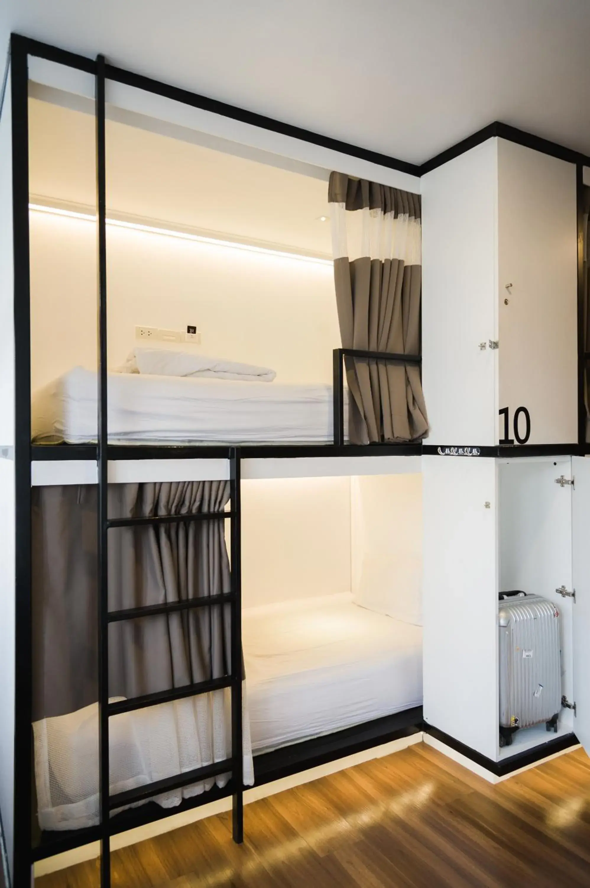 Bunk Bed in Mixed Dormitory Room in The Common Hostel Bunk Bed in Mixed Dormitory Room in The Common Hostel