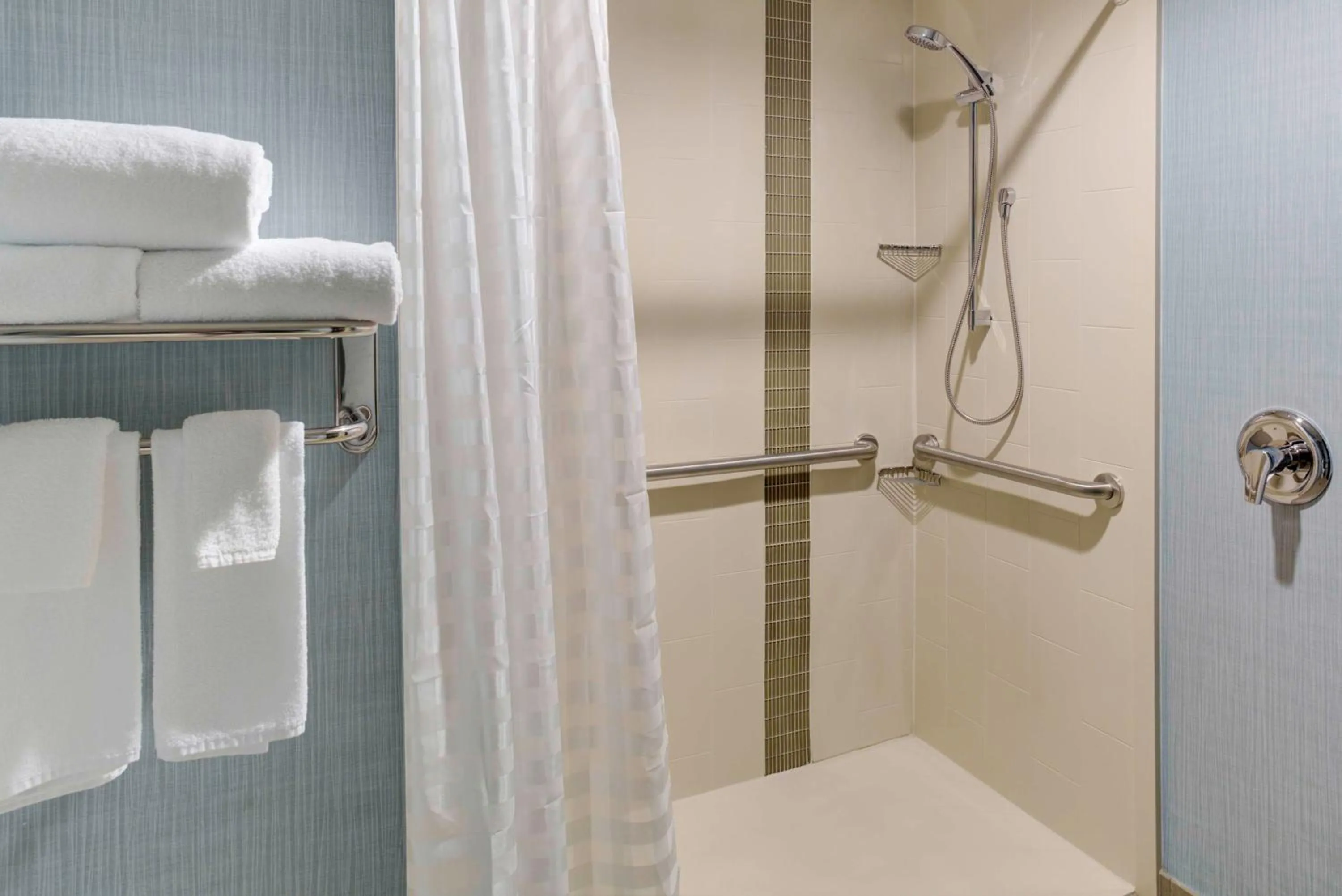 Bathroom in Hyatt Place Dallas/Allen