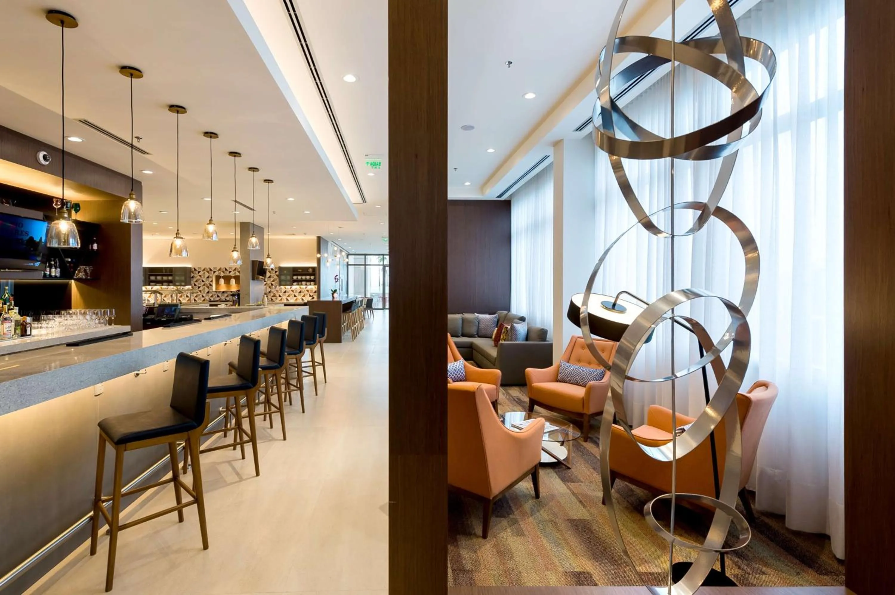 Lounge or bar in Hyatt Place Sao Jose do Rio Preto