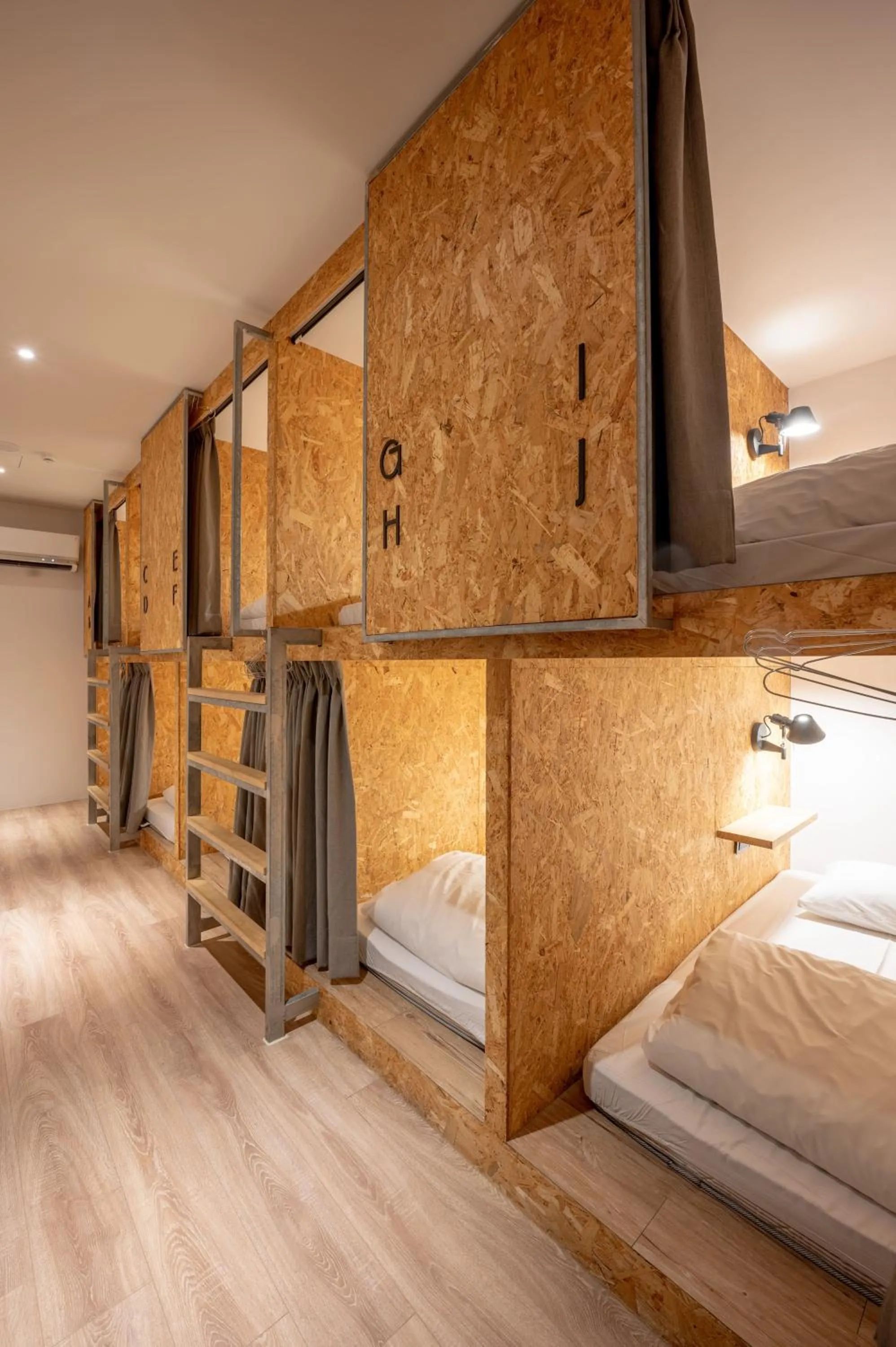 bunk bed, Bed in Light Hostel Hualien