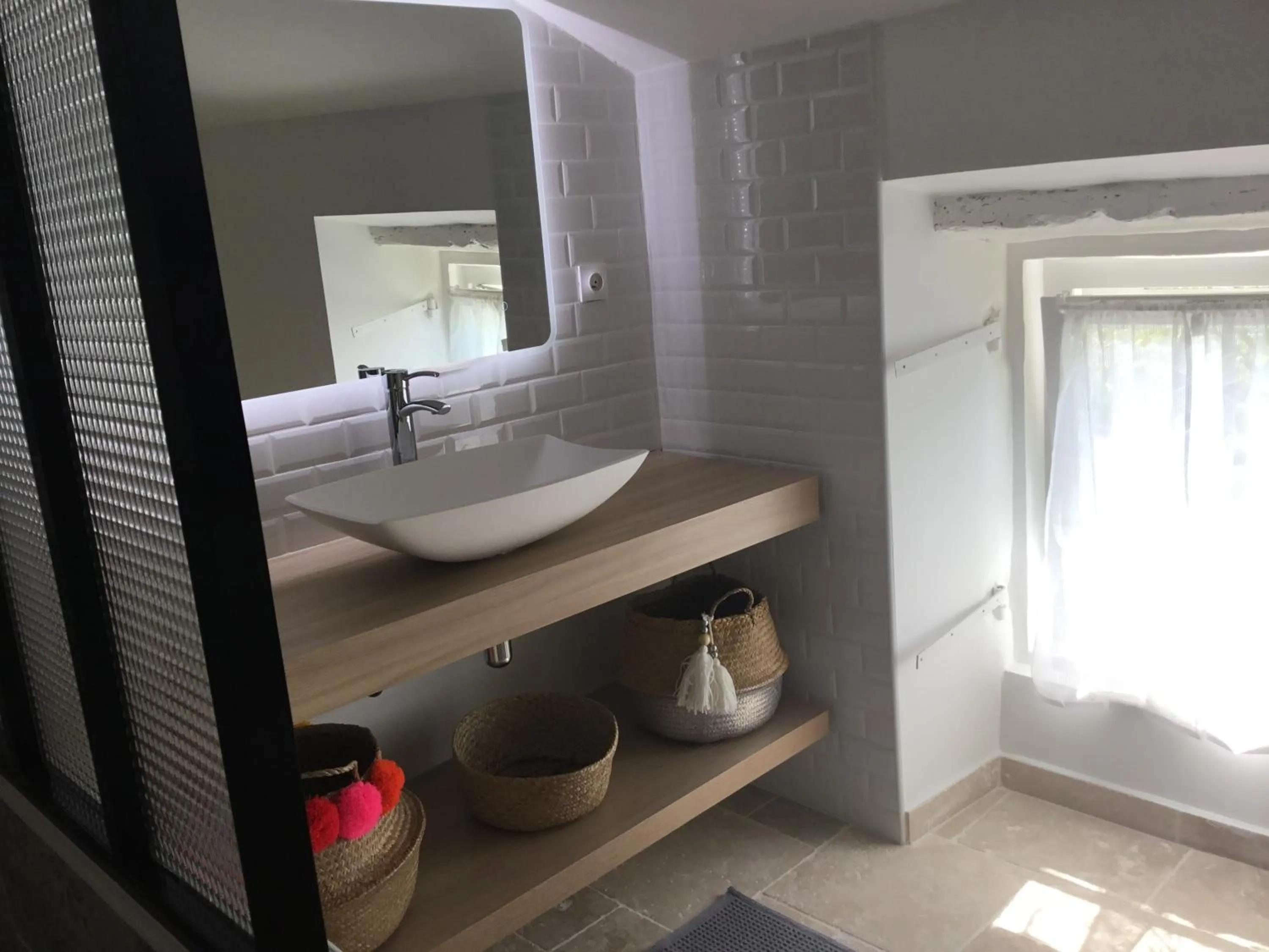 Shower in Le Mas des Platanes