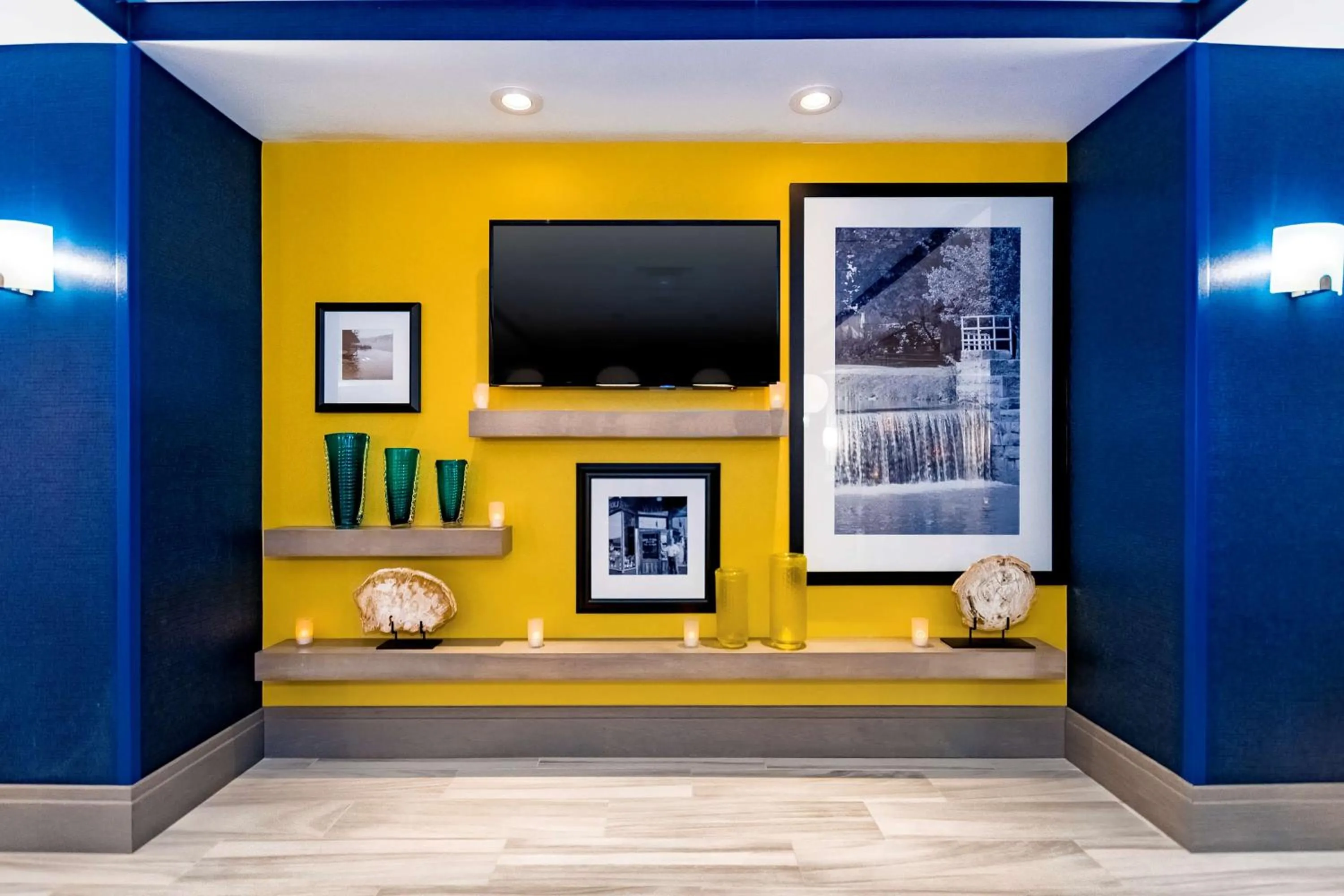 Lobby or reception in Hampton Inn Lockport - Buffalo, NY