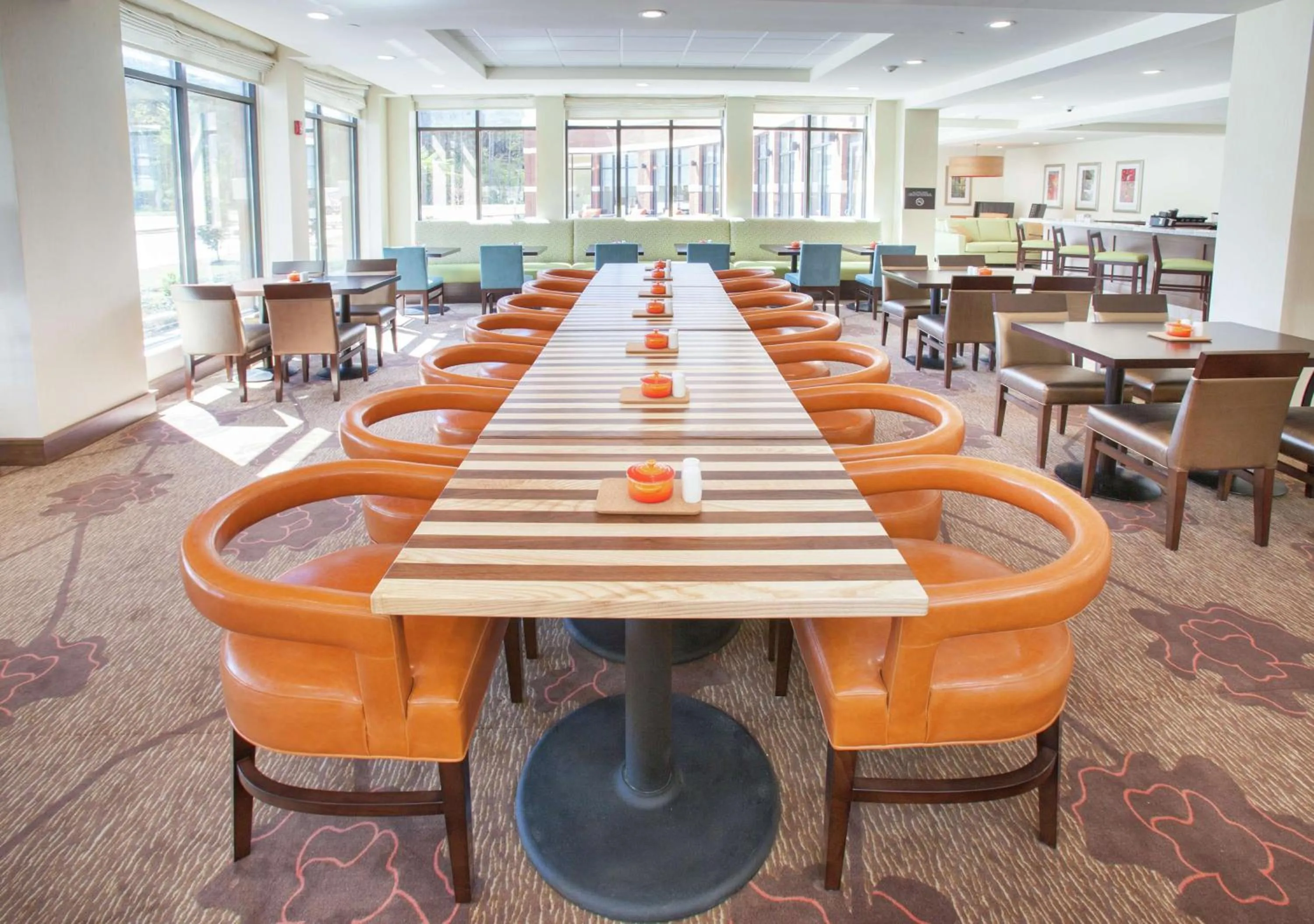 Restaurant/places to eat in Hilton Garden Inn Jackson/Flowood