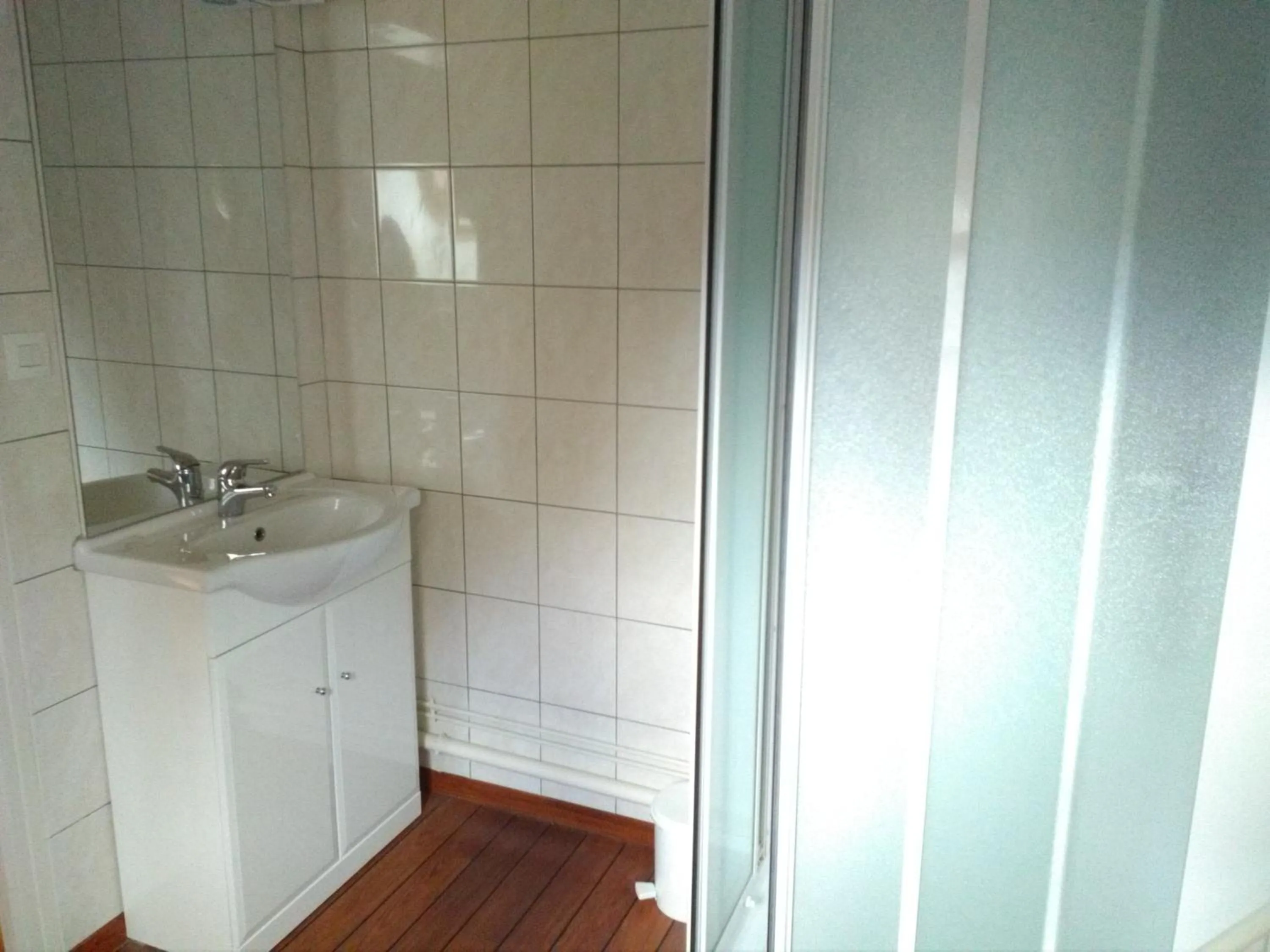 Shower in bnb chambres normandie