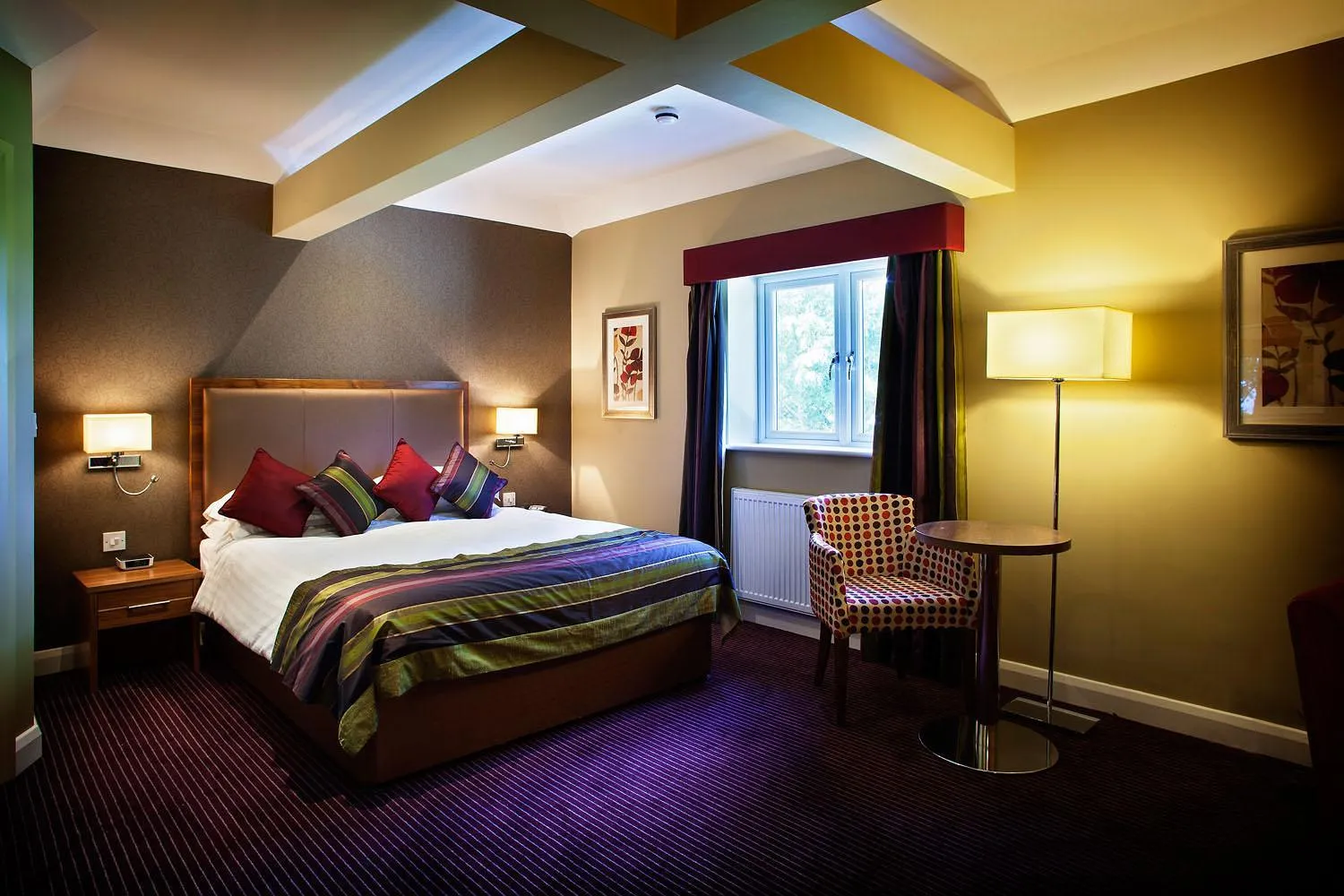 Bed in 315 Bar & Restaurant