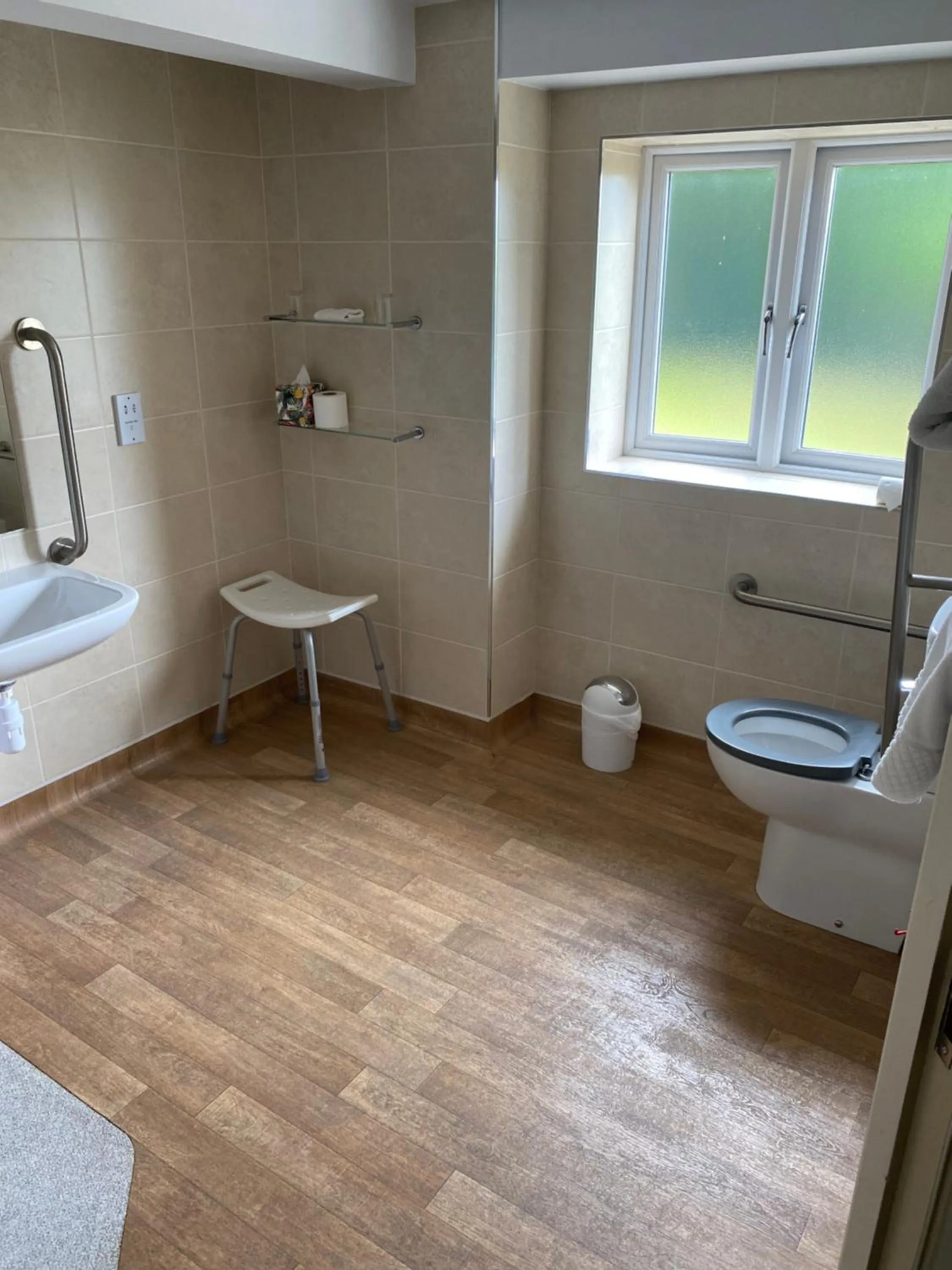 315 Bar & Restaurant