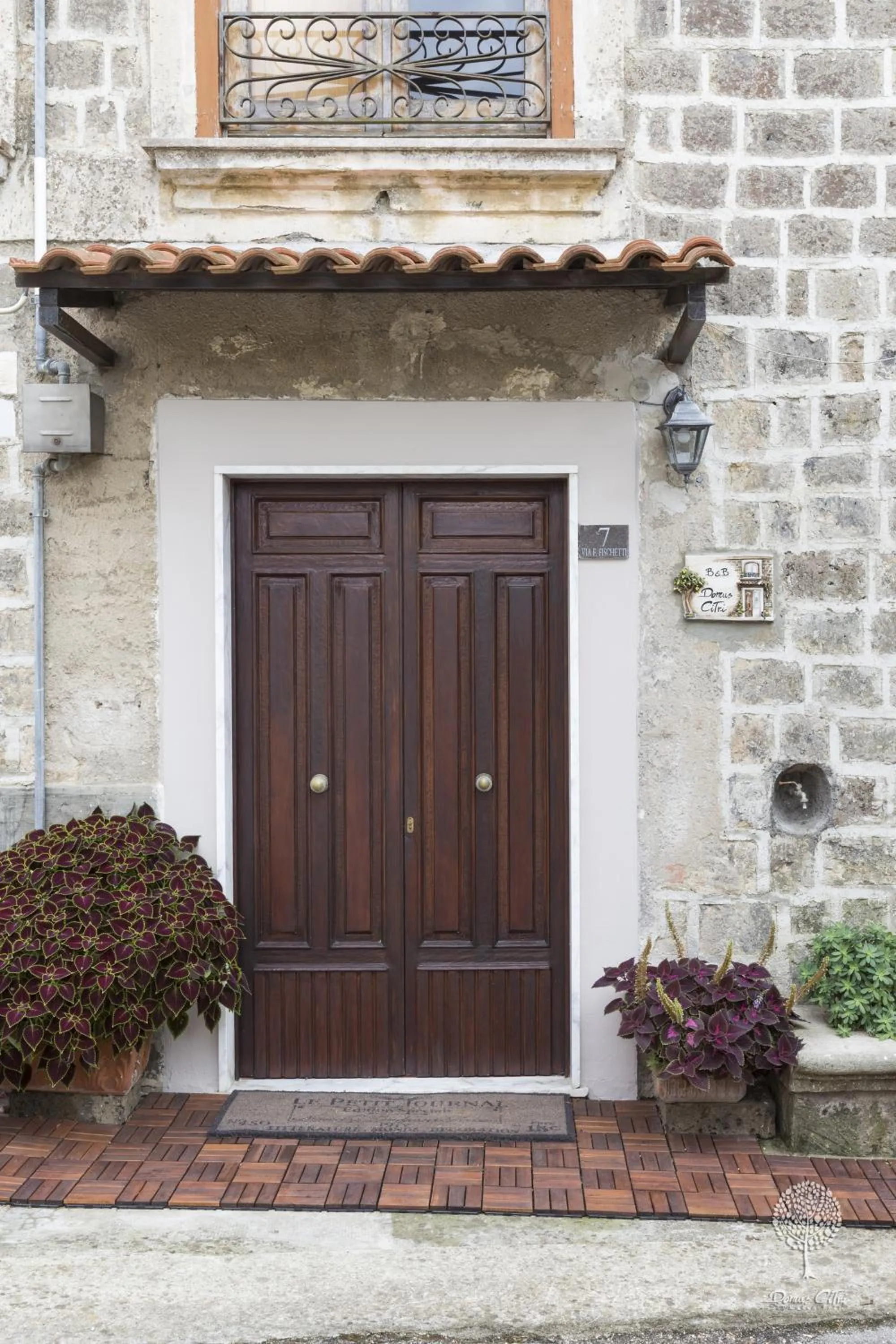 Facade/entrance in Domus Citri