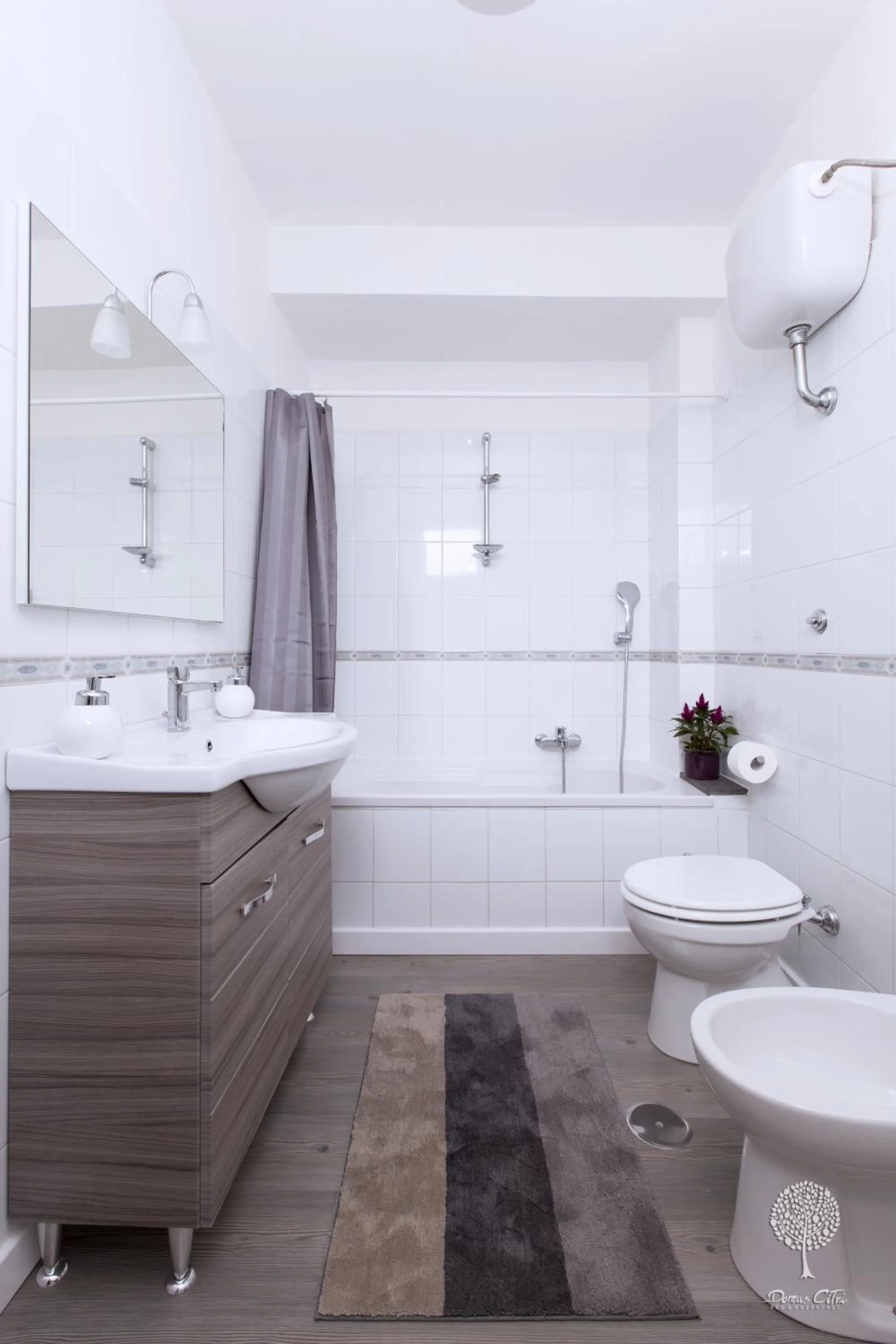 Bathroom in Domus Citri