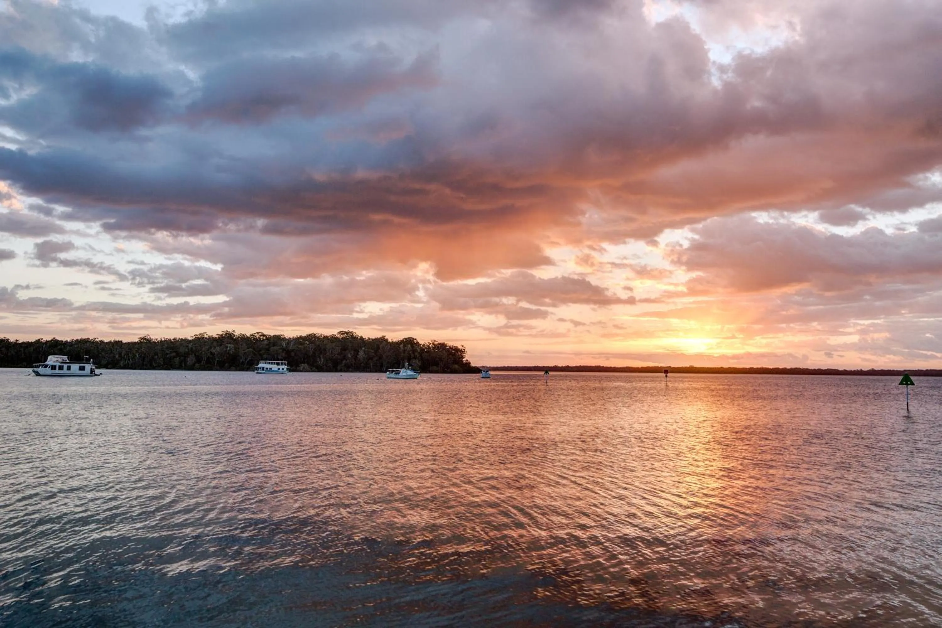 Sunset in BIG4 Rainbow Beach Holiday Park