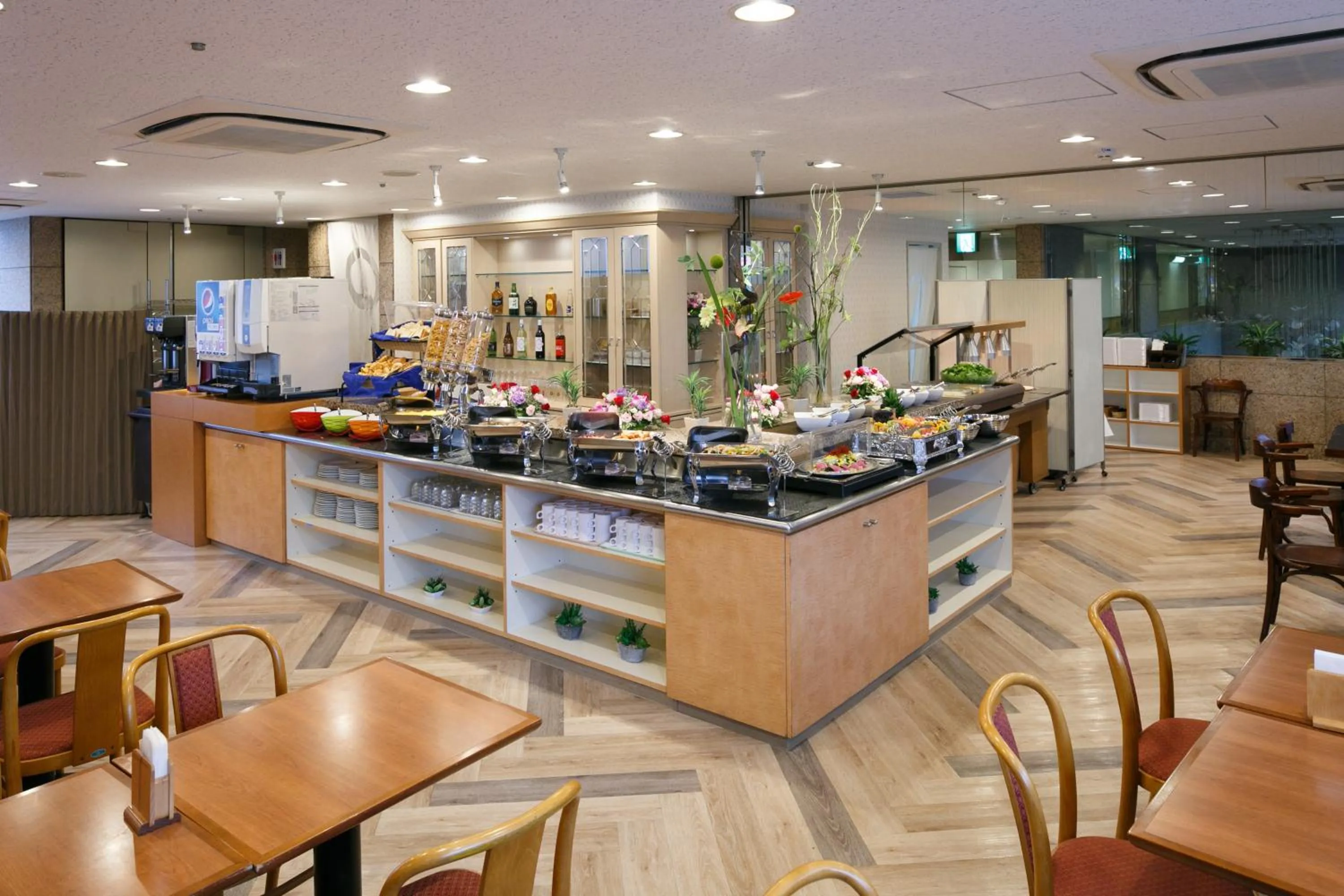 Restaurant/places to eat in Day Nice Hotel Tokyo