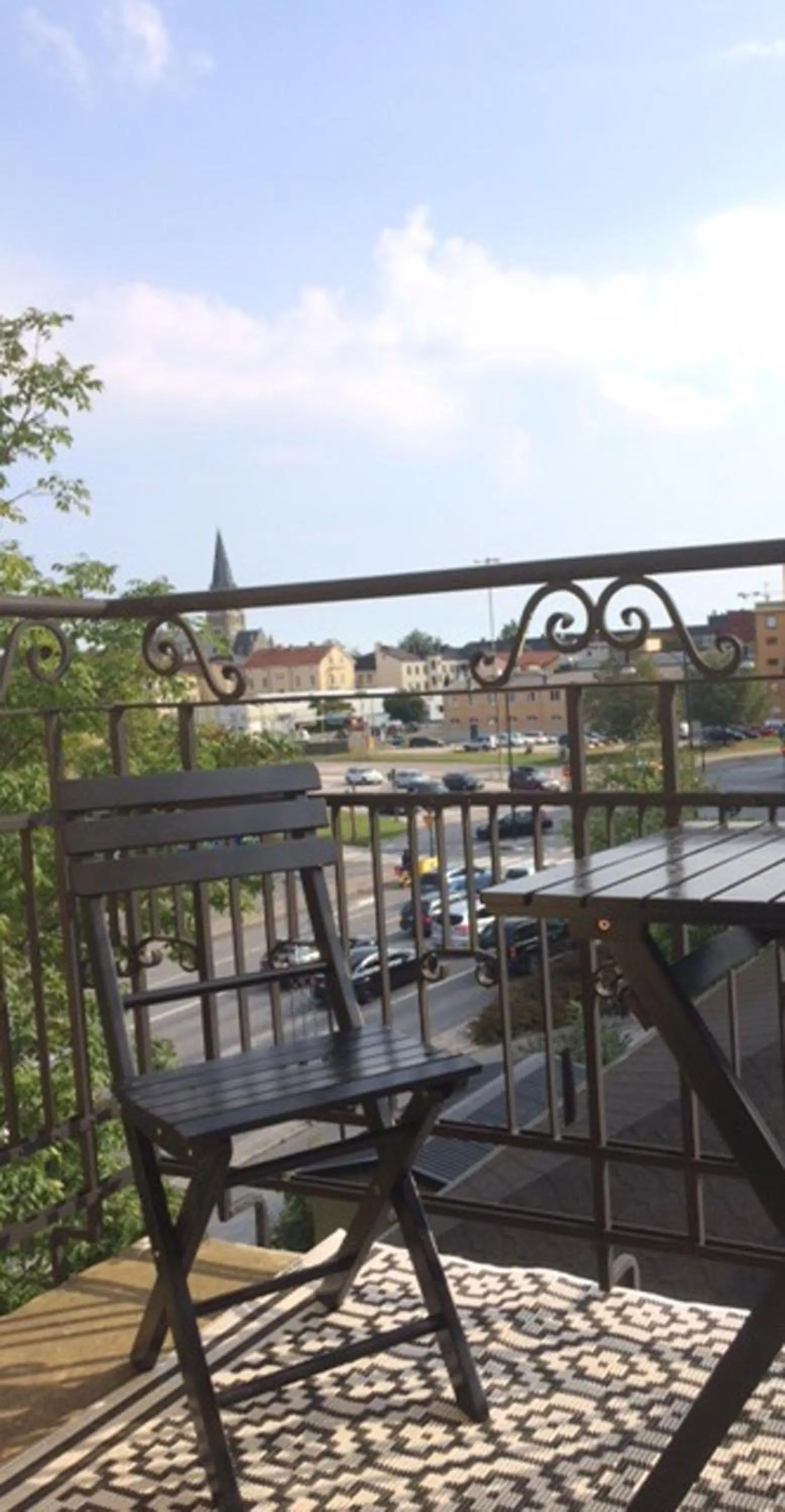 Patio in Livin Station Hotel