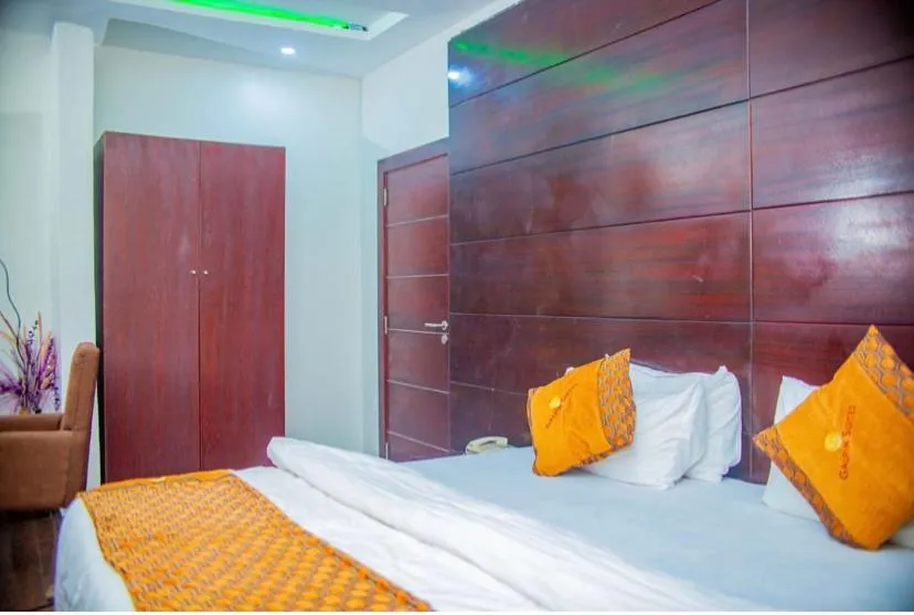 Bed in Galpin Suites