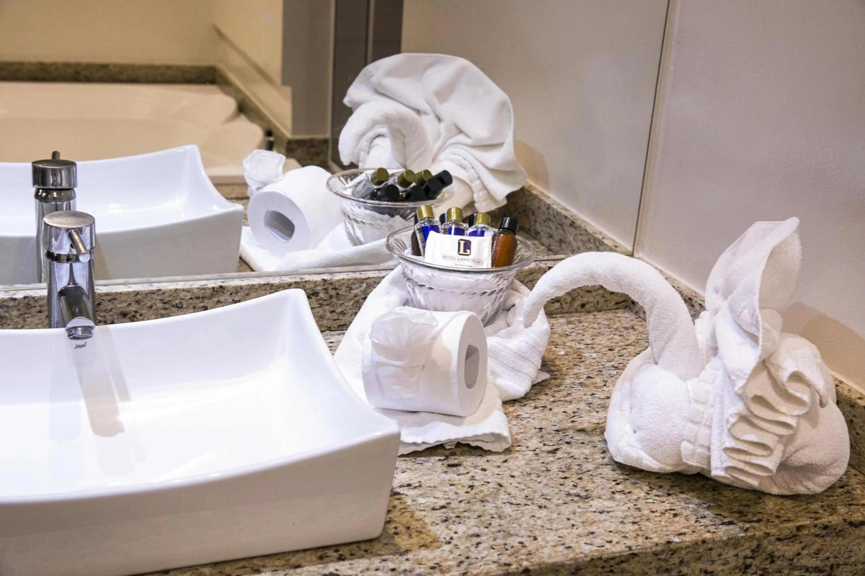 Decorative detail in Hotel Lang Palace - Fica no Centro da Cidade