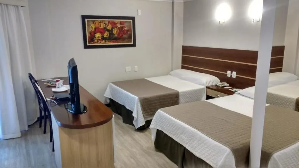 Hotel Lang Palace - Fica no Centro da Cidade