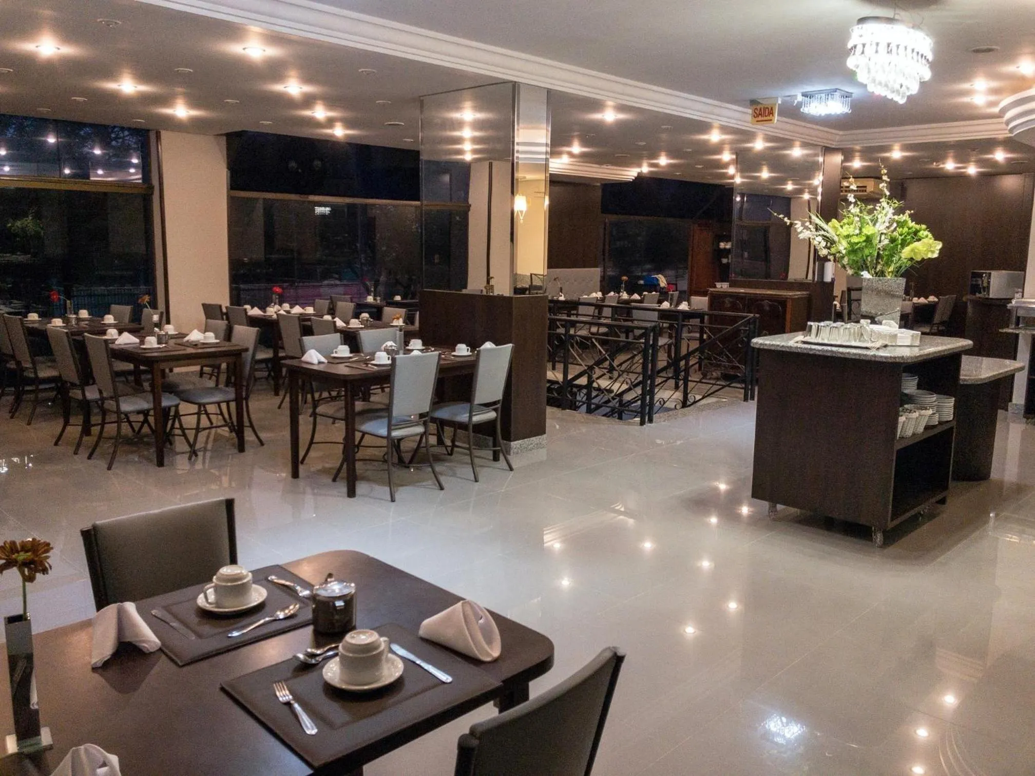 Restaurant/places to eat in Hotel Lang Palace - Fica no Centro da Cidade