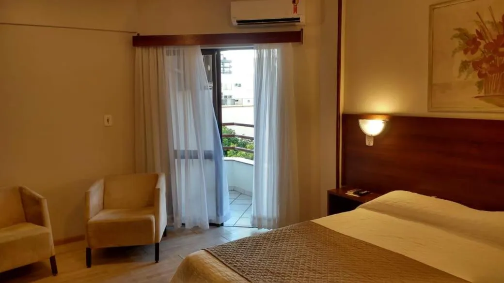 Bed in Hotel Lang Palace - Fica no Centro da Cidade