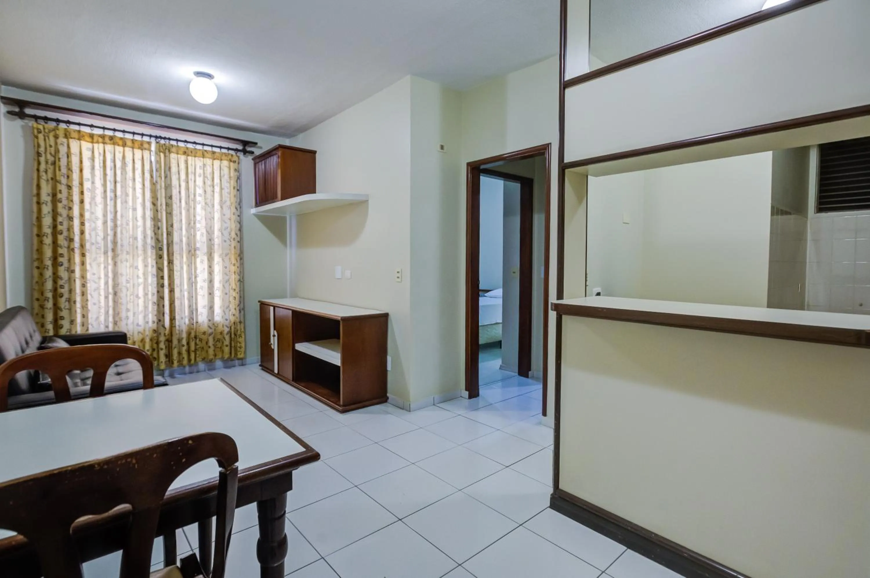 Living room in Slaviero Londrina Flat