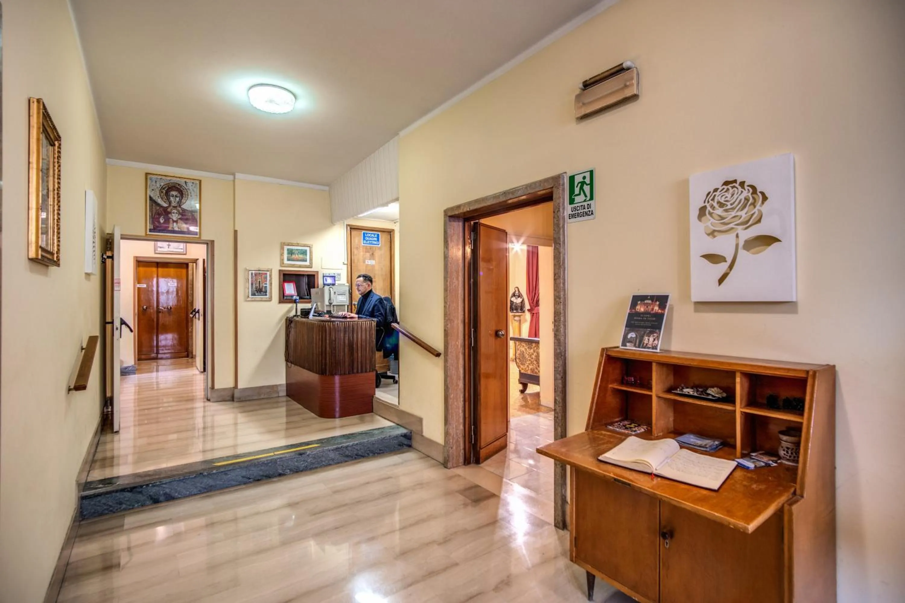 Lobby or reception in Casa per Ferie Ravasco San Pietro
