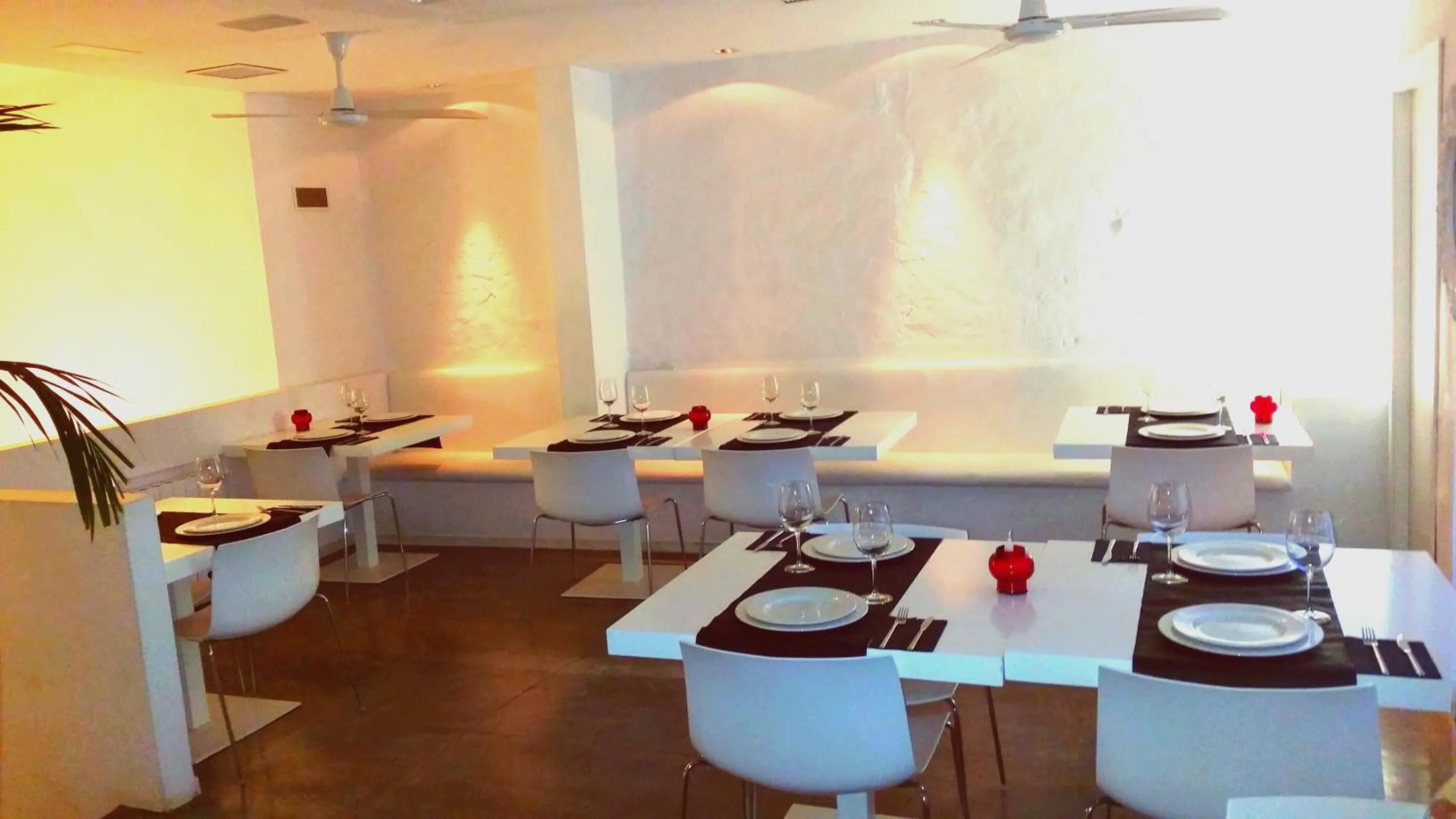 Restaurant/places to eat in Hotel Raimblanc