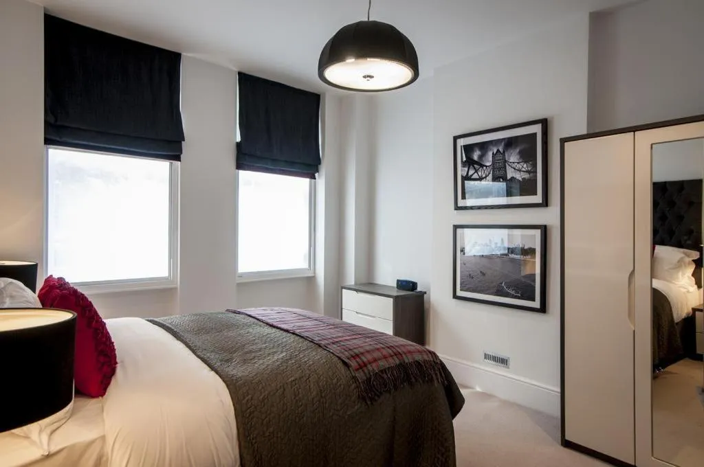 Bed in Garrick Mansions by Aeria Apartments