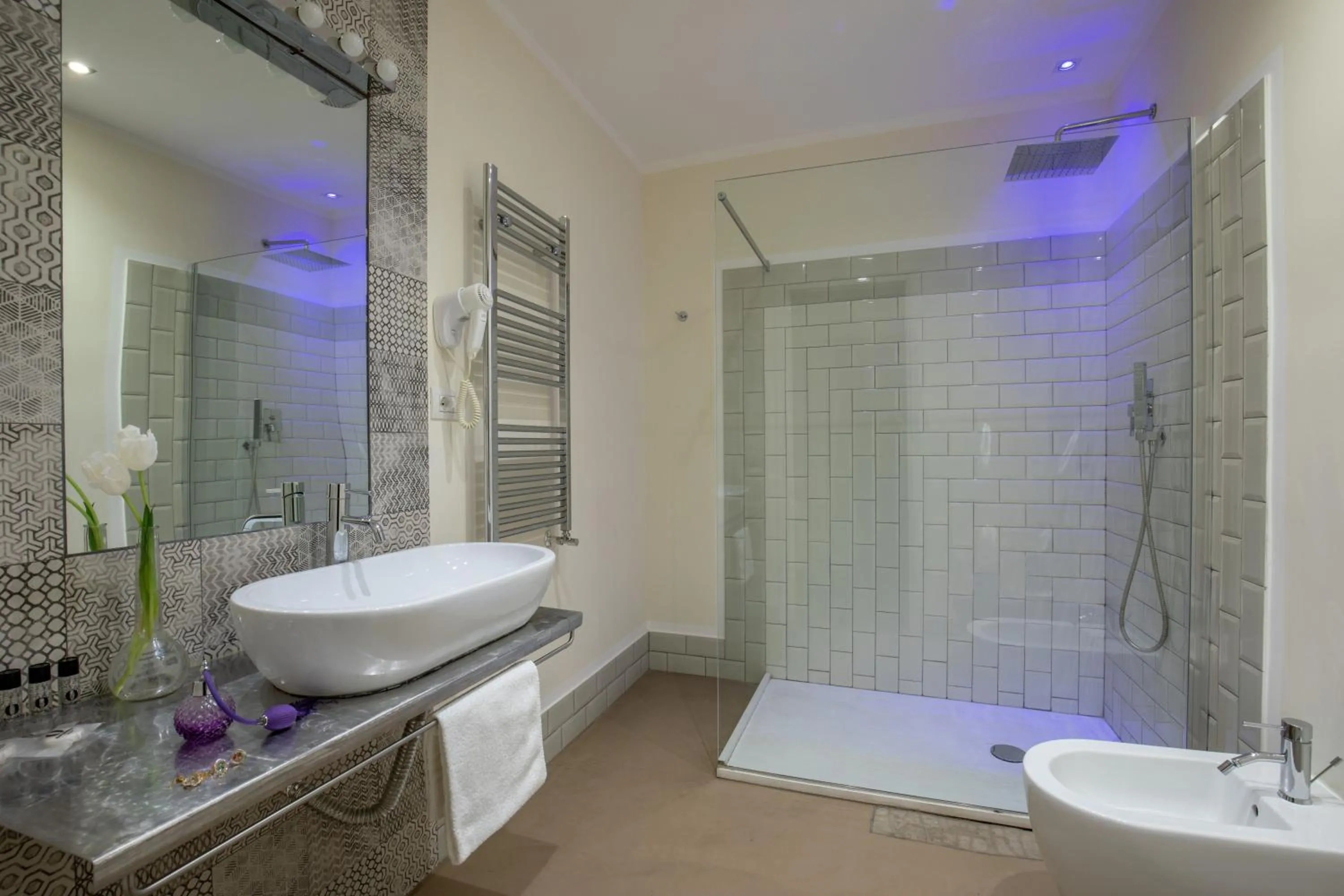 Bathroom in Spagna Secret Rooms