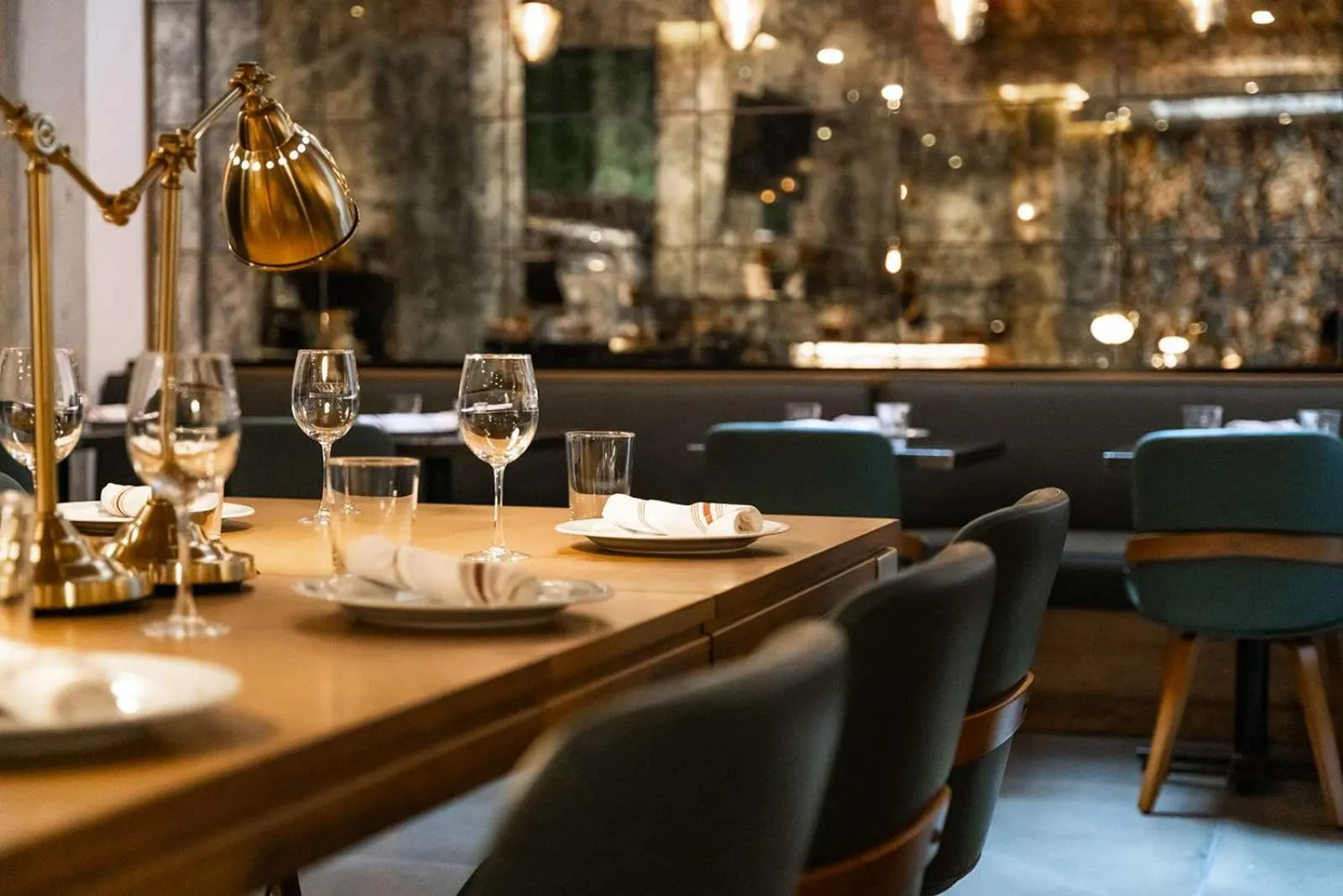 Lounge or bar in Motto by Hilton Washington DC City Center