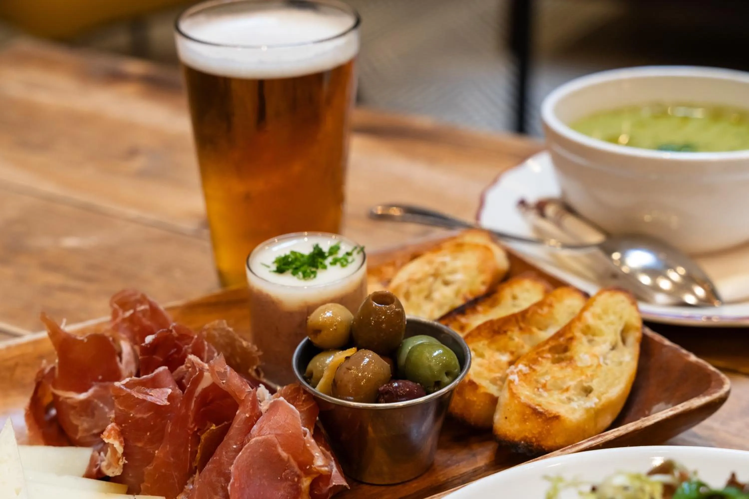 Food in Motto by Hilton Washington DC City Center