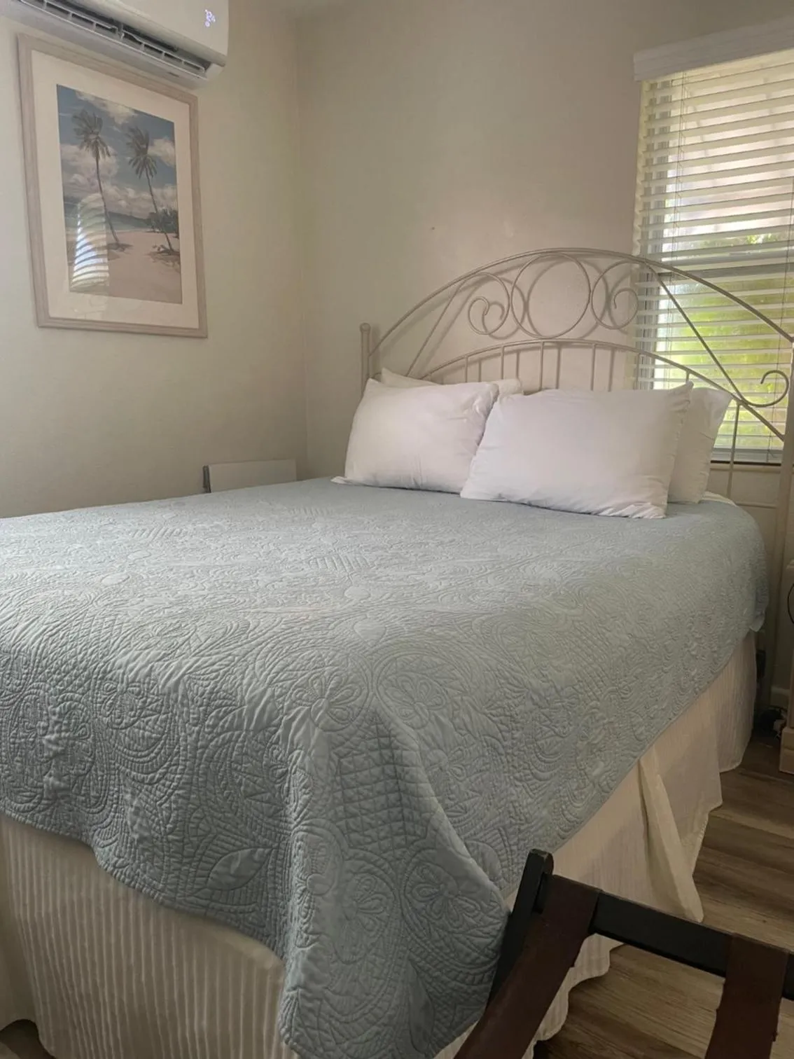 Bed in Venice Beach Villas