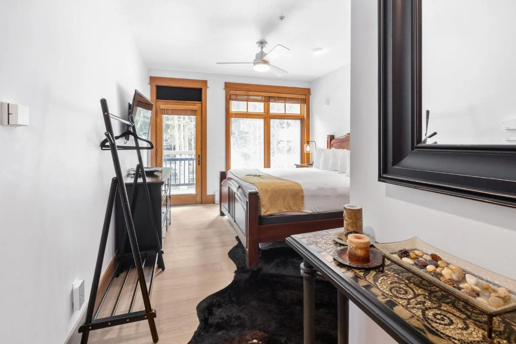 Bedroom, Bed in Timbers & Lone Eagle by Vail Resorts