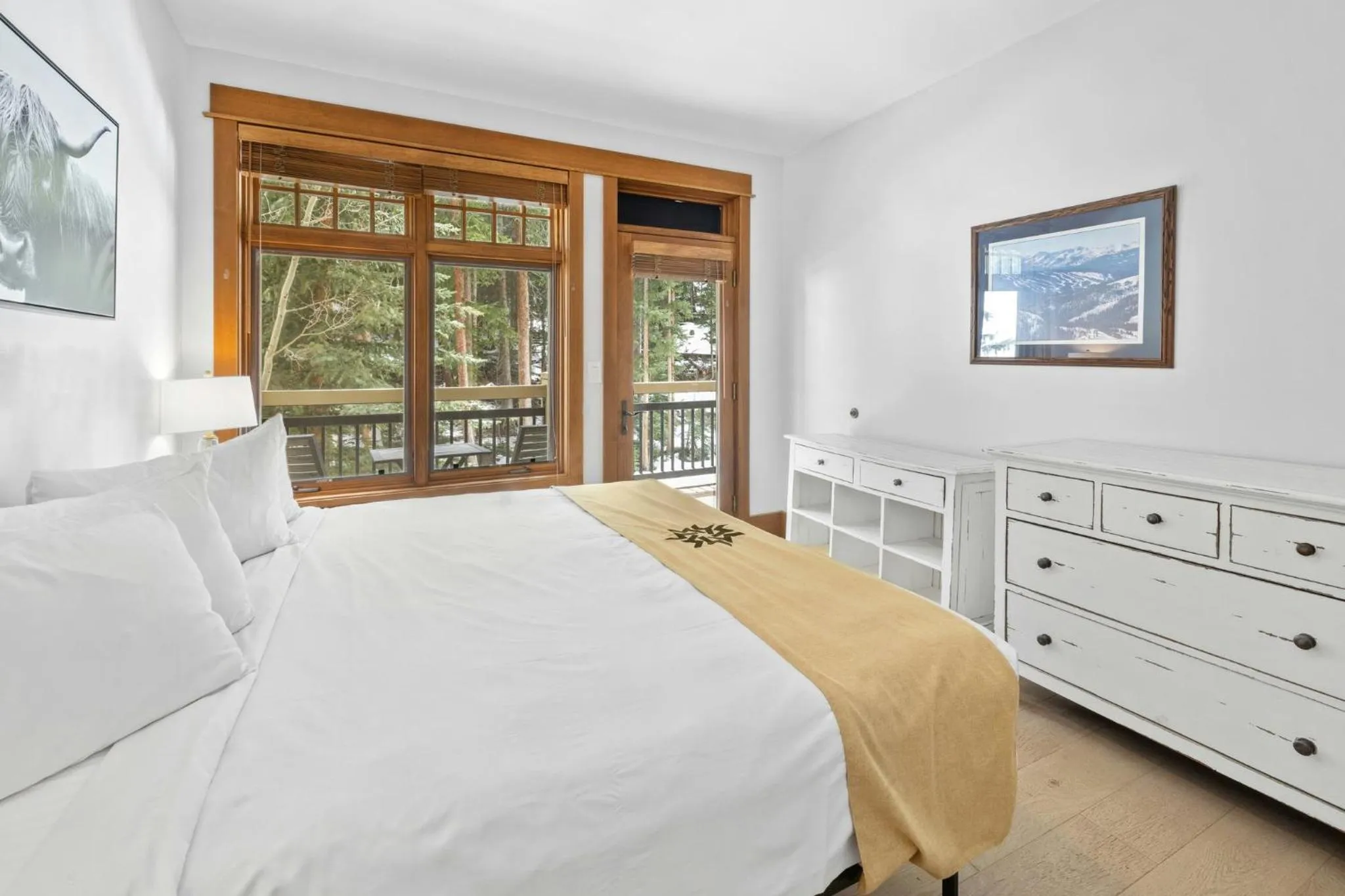 Bedroom, Bed in Timbers & Lone Eagle by Vail Resorts