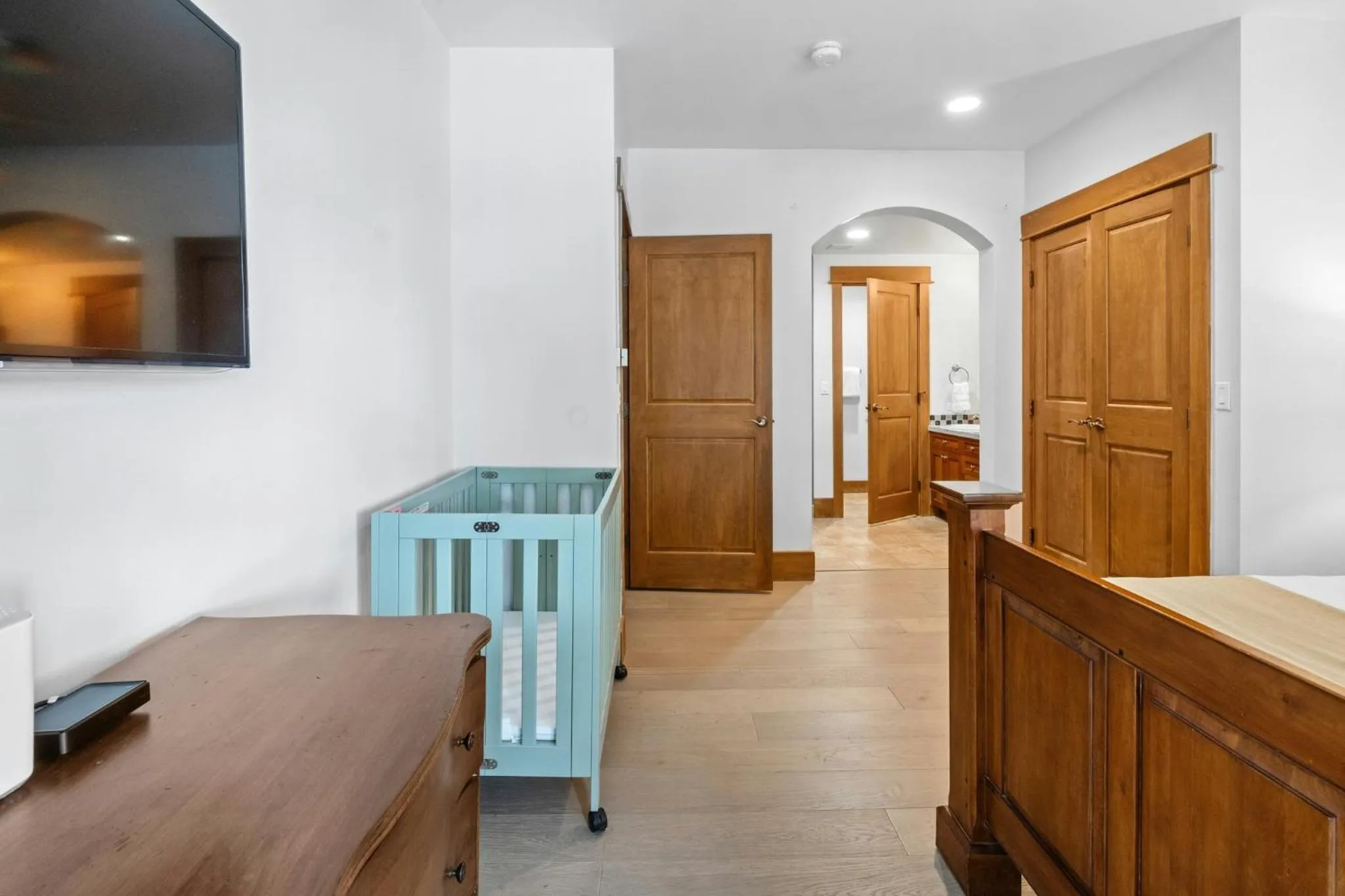 Decorative detail in Timbers & Lone Eagle by Vail Resorts