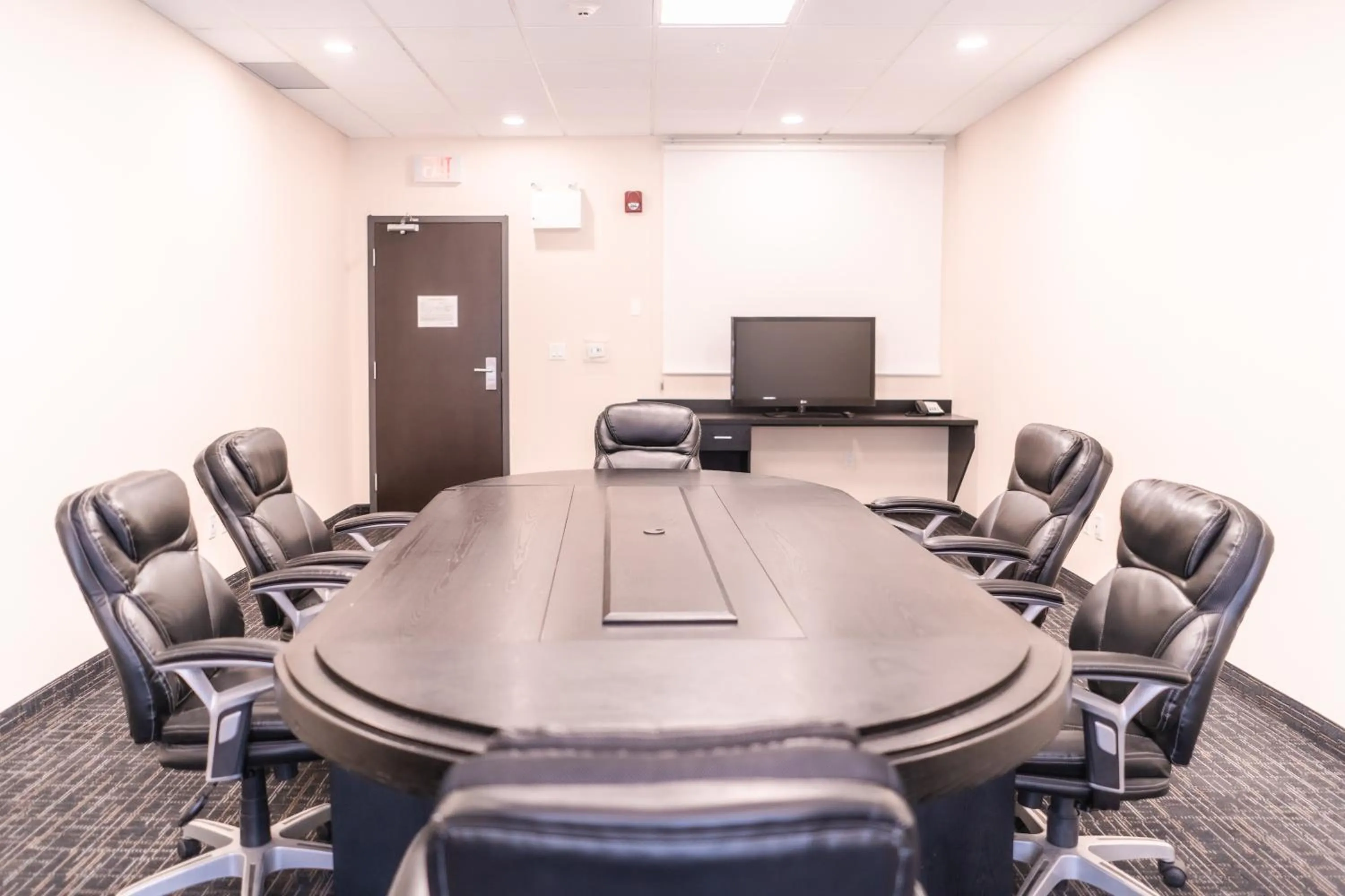 Business facilities in Stars Inn