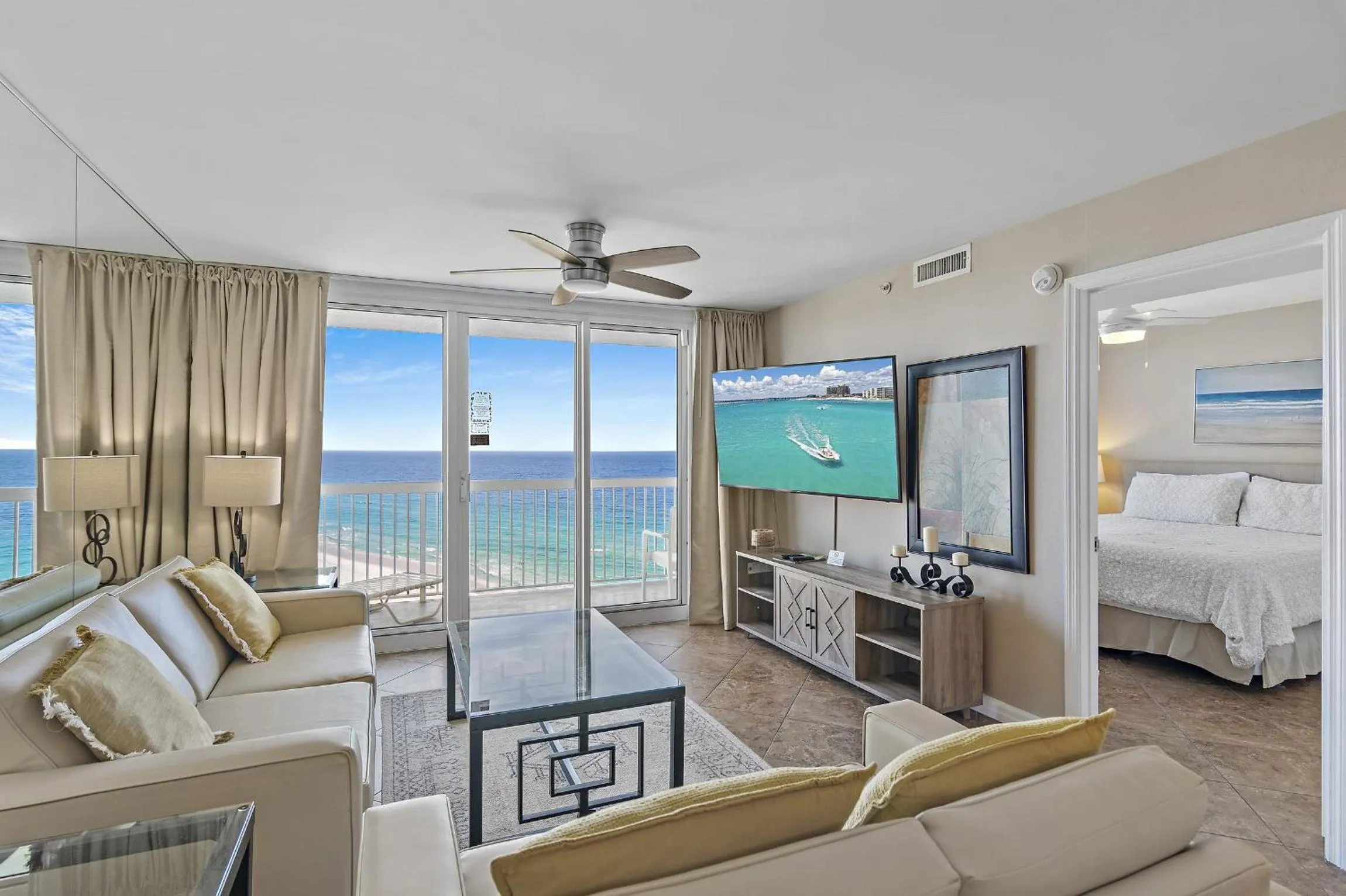 Living room, Bed in Pelican Beach Resort Condos