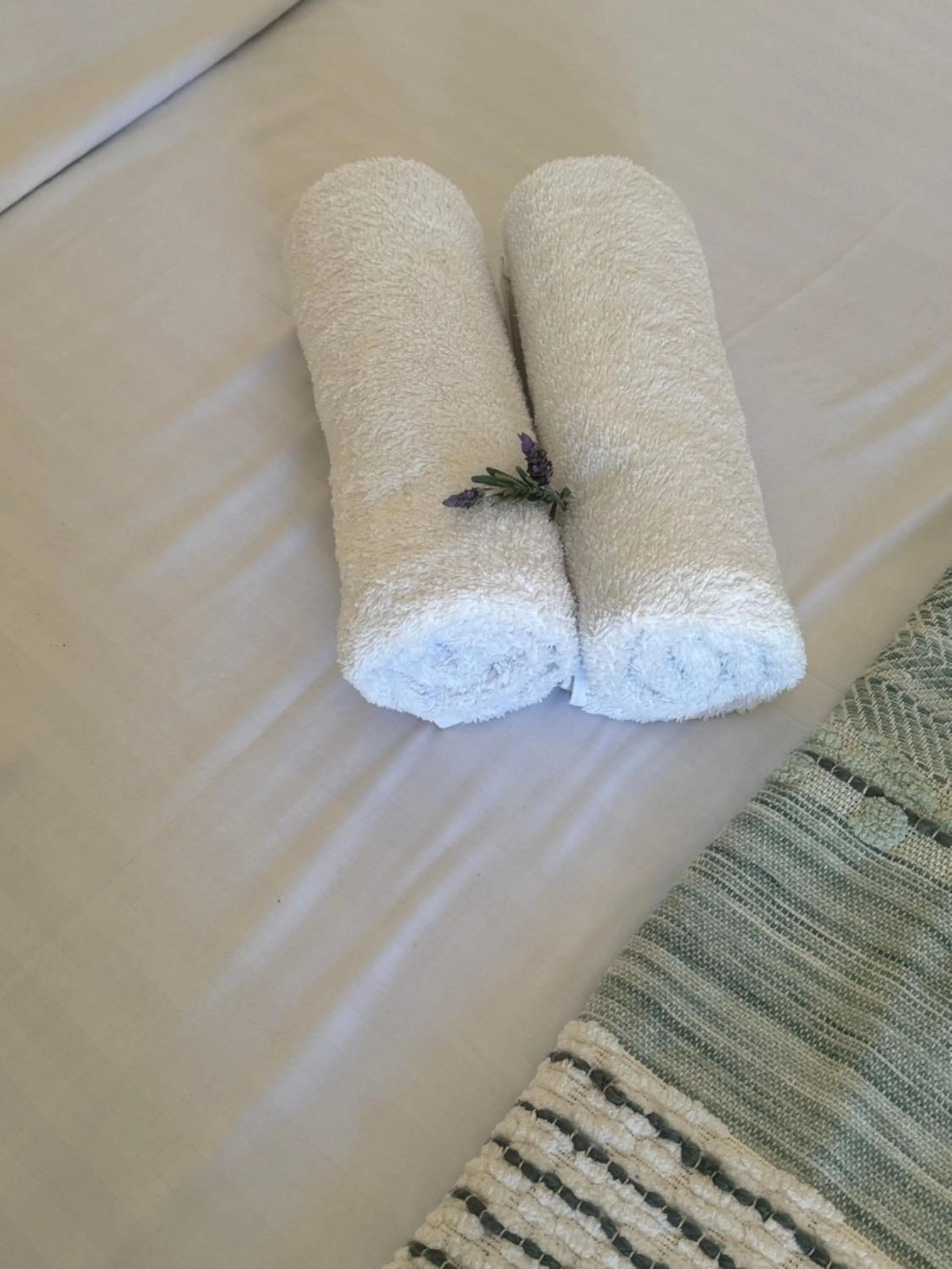 The Highlander Motel - 24HR Check In