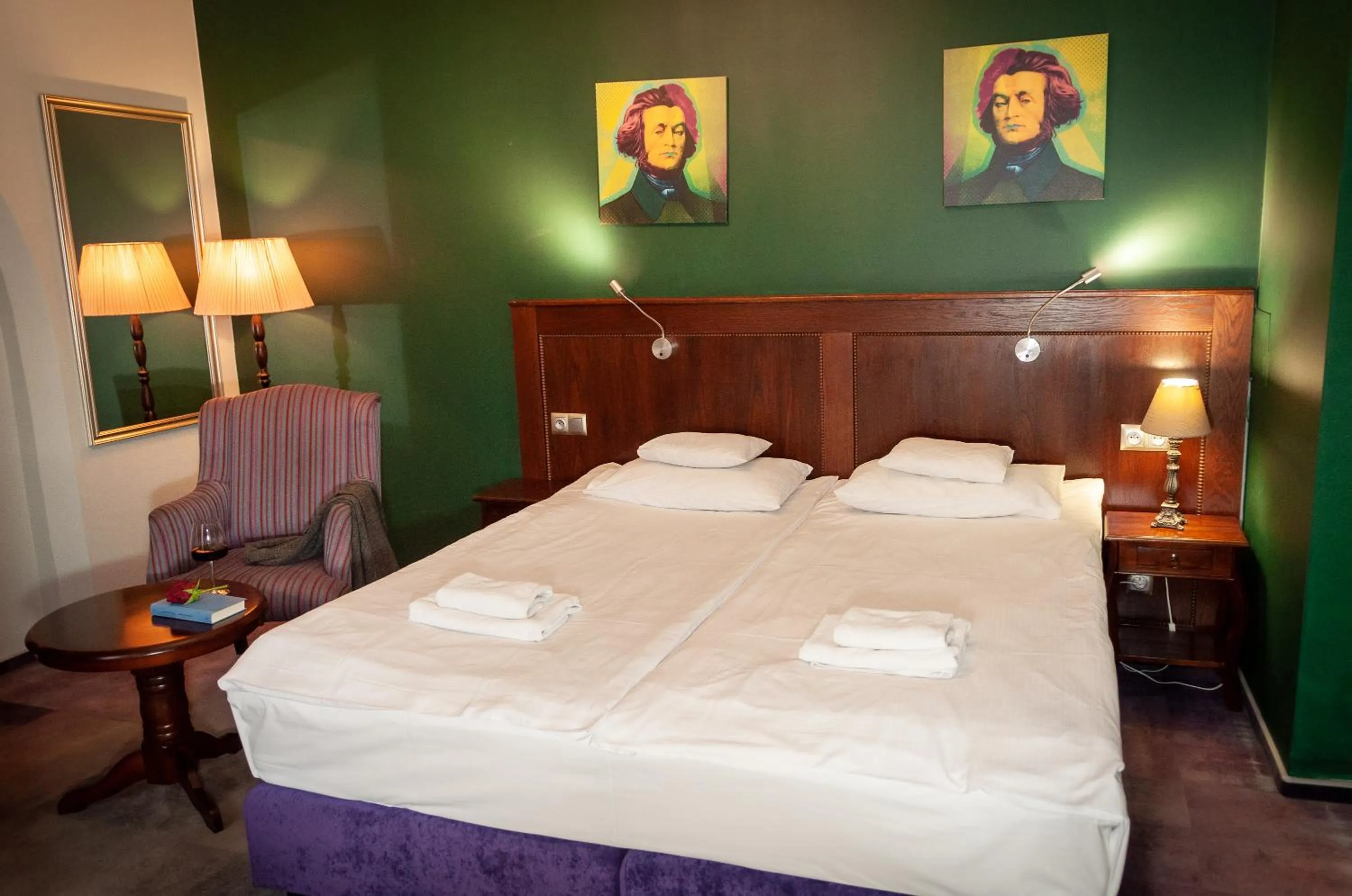 Bed in Apartamenty Siedem Komnat Siedmiu Mistrzów